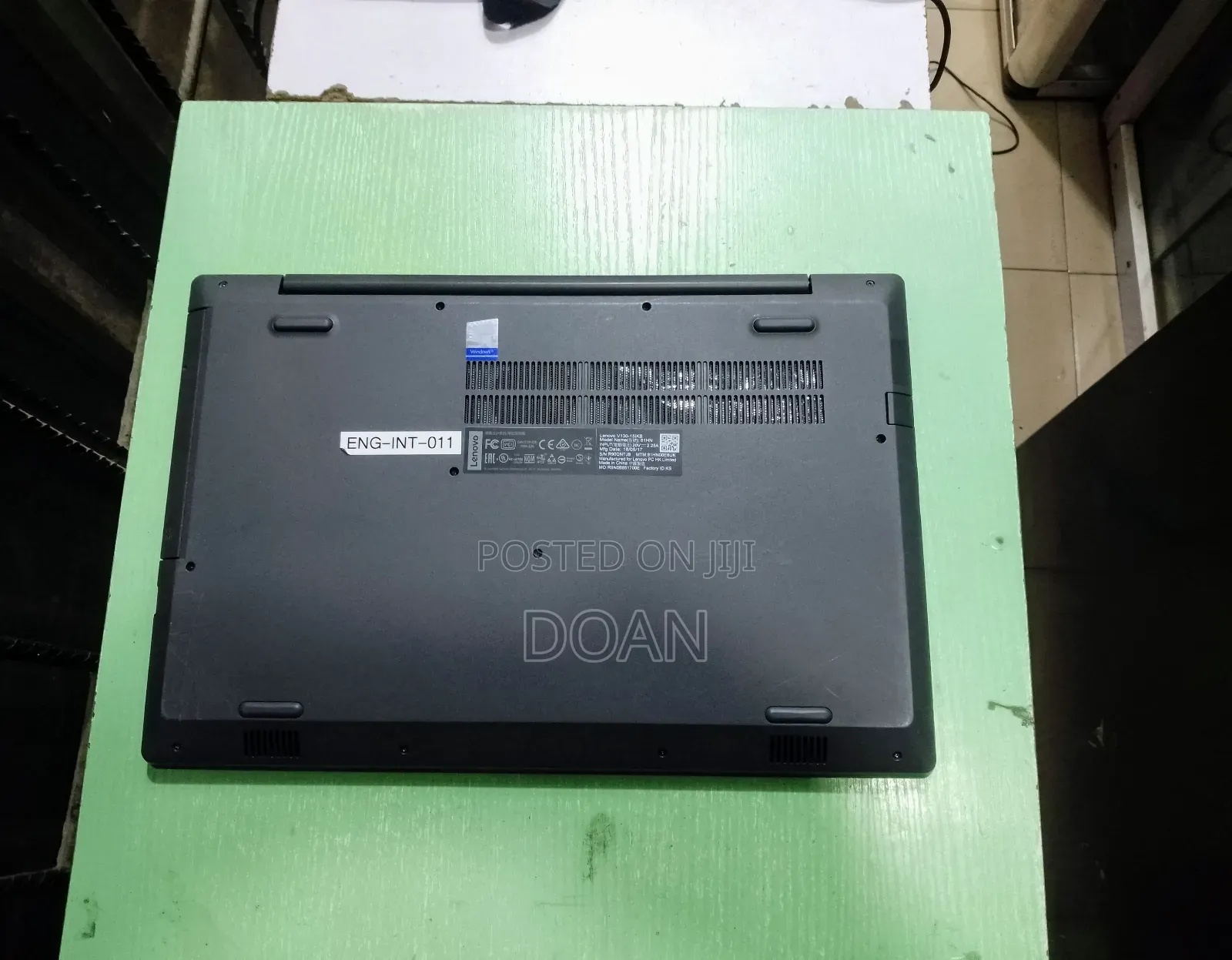 Laptop Lenovo V130 4GB Intel Core i3 SSD 128GB