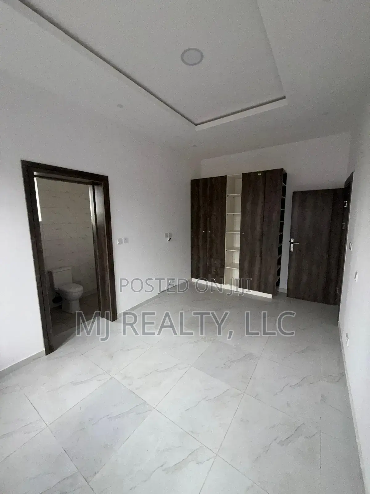 4bdrm Maisonette in Awuse Estate, Opebi for sale