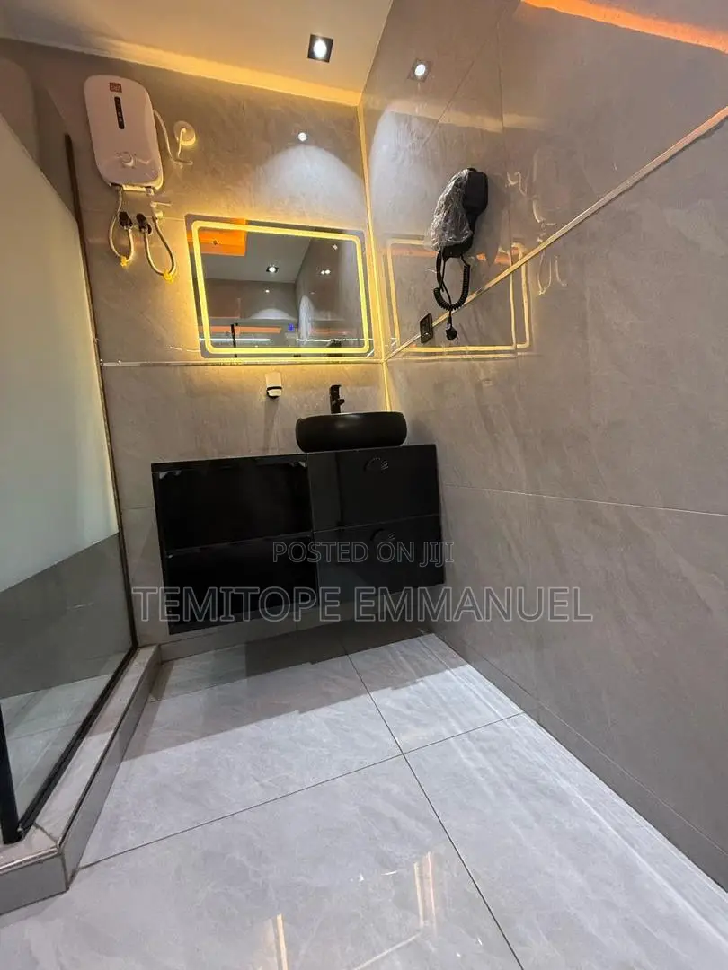 Furnished 2bdrm Apartment in Estate By Mongoro, Mangoro for sale