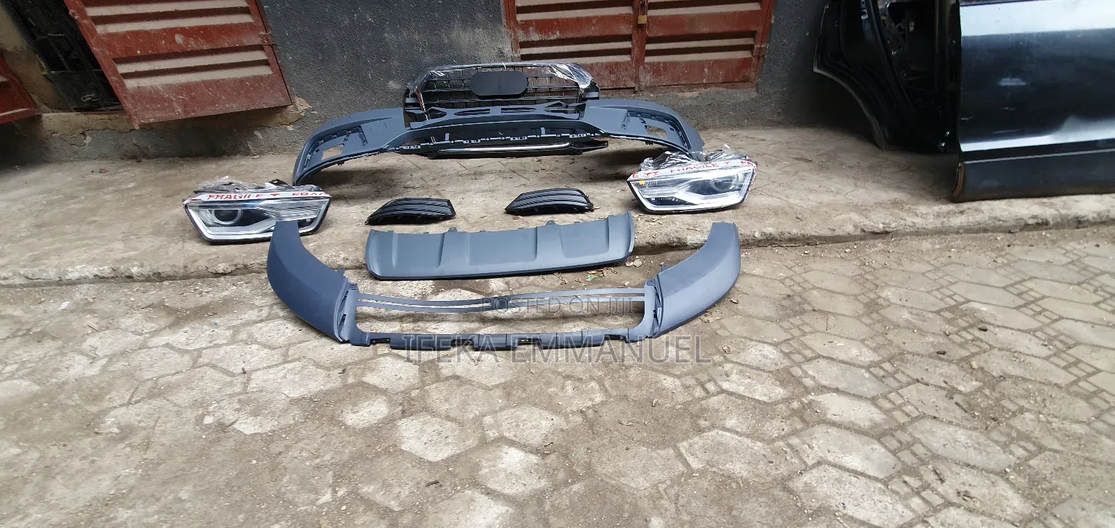 Front Bumper  And Headlights  Audi Q3