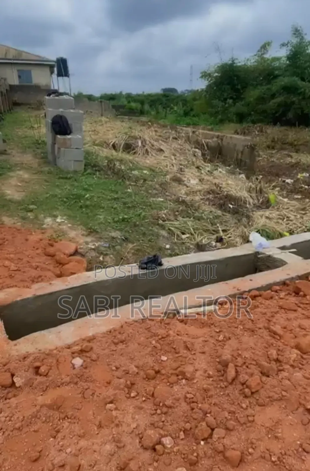 Residential 45x100ft of Land at Ikola Eleyin for Sale | 17m Net | R S