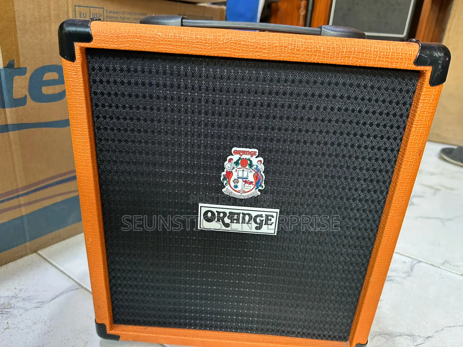 Quality Orange Crush Bass 25 Amplifier (Combo)