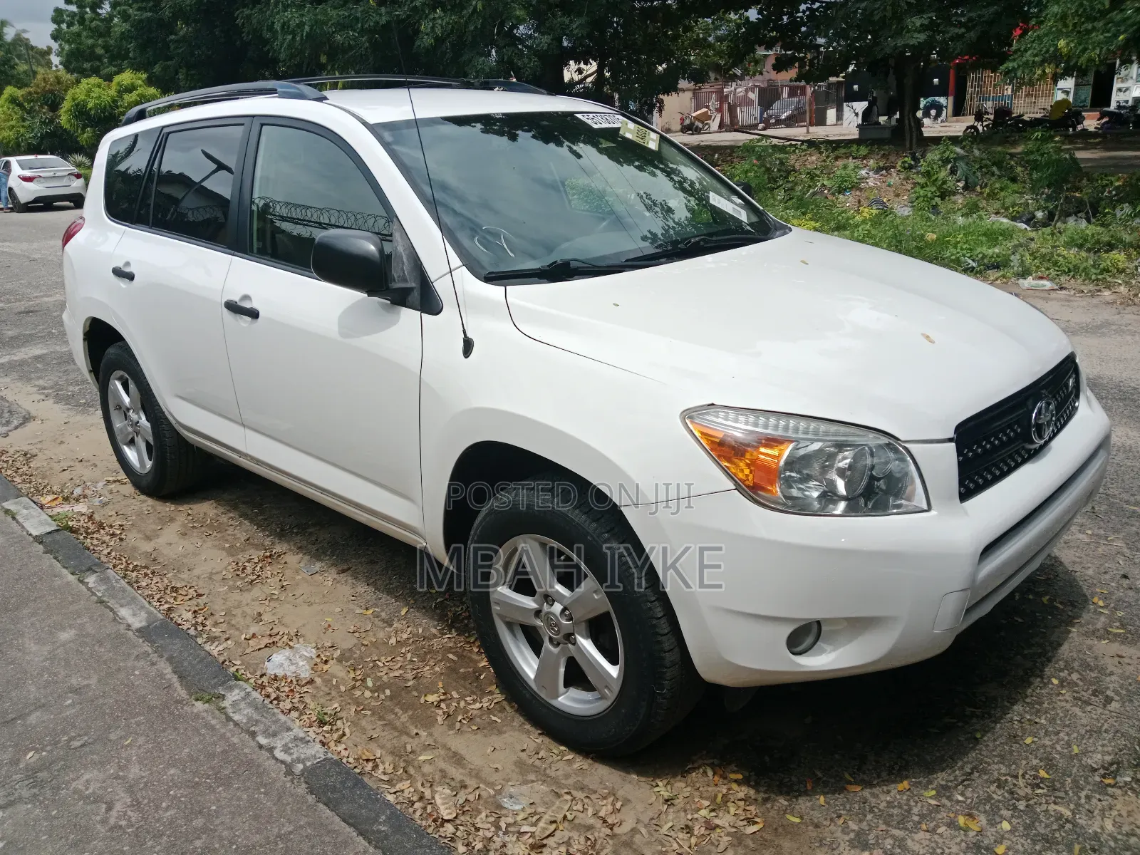 Toyota RAV4 V6 2007 White