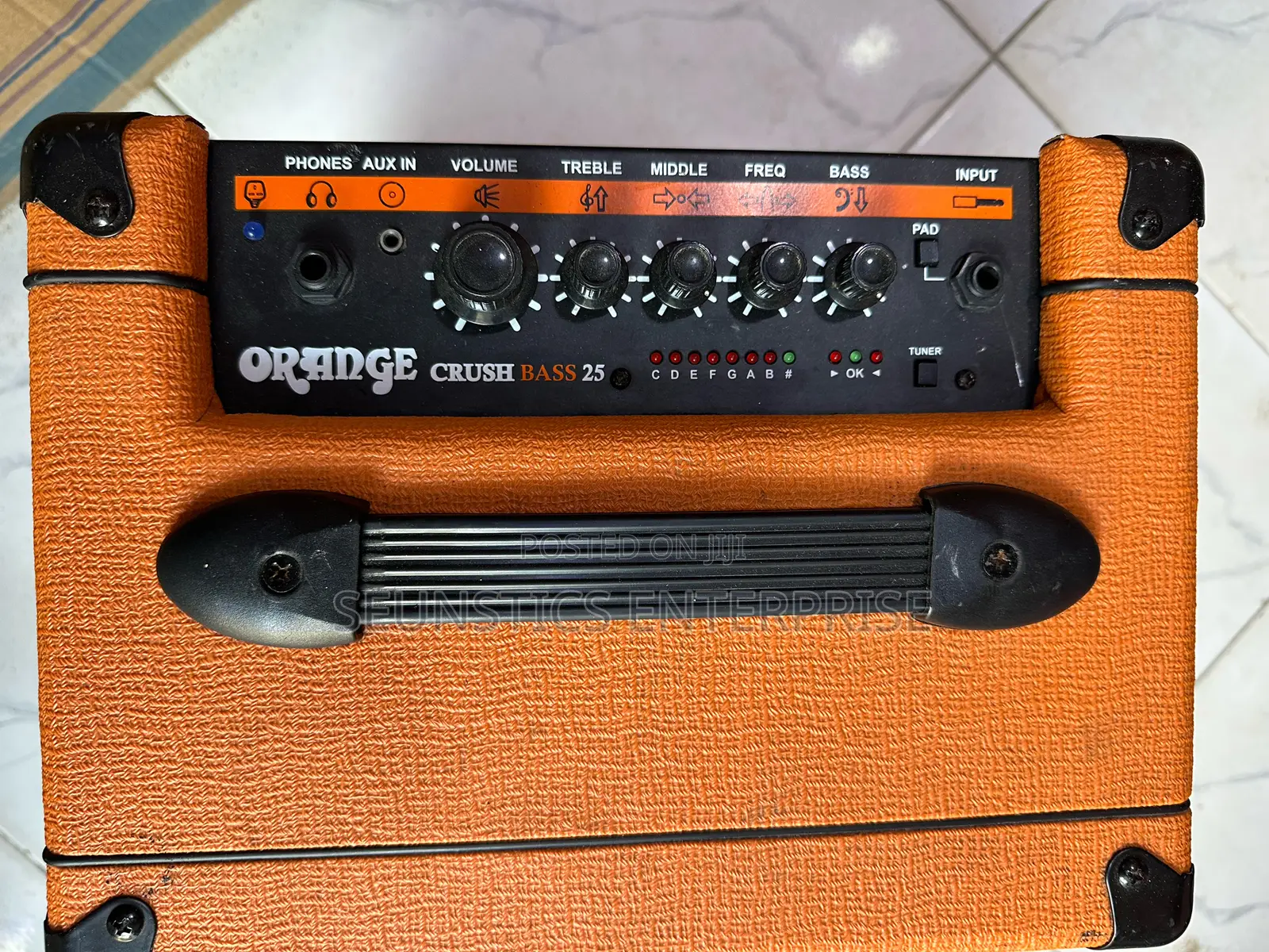 Quality Orange Crush Bass 25 Amplifier (Combo)