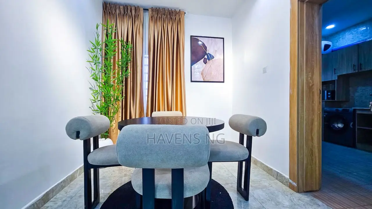 Luxury 3 Bedrooms Apartment