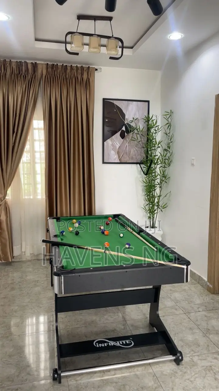 Luxury 3 Bedrooms Apartment