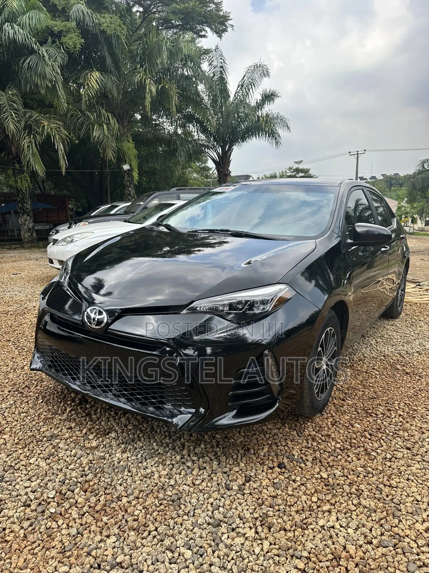 Toyota Corolla LE 4dr Sedan (1.8L 4cyl CVT) 2014 Black