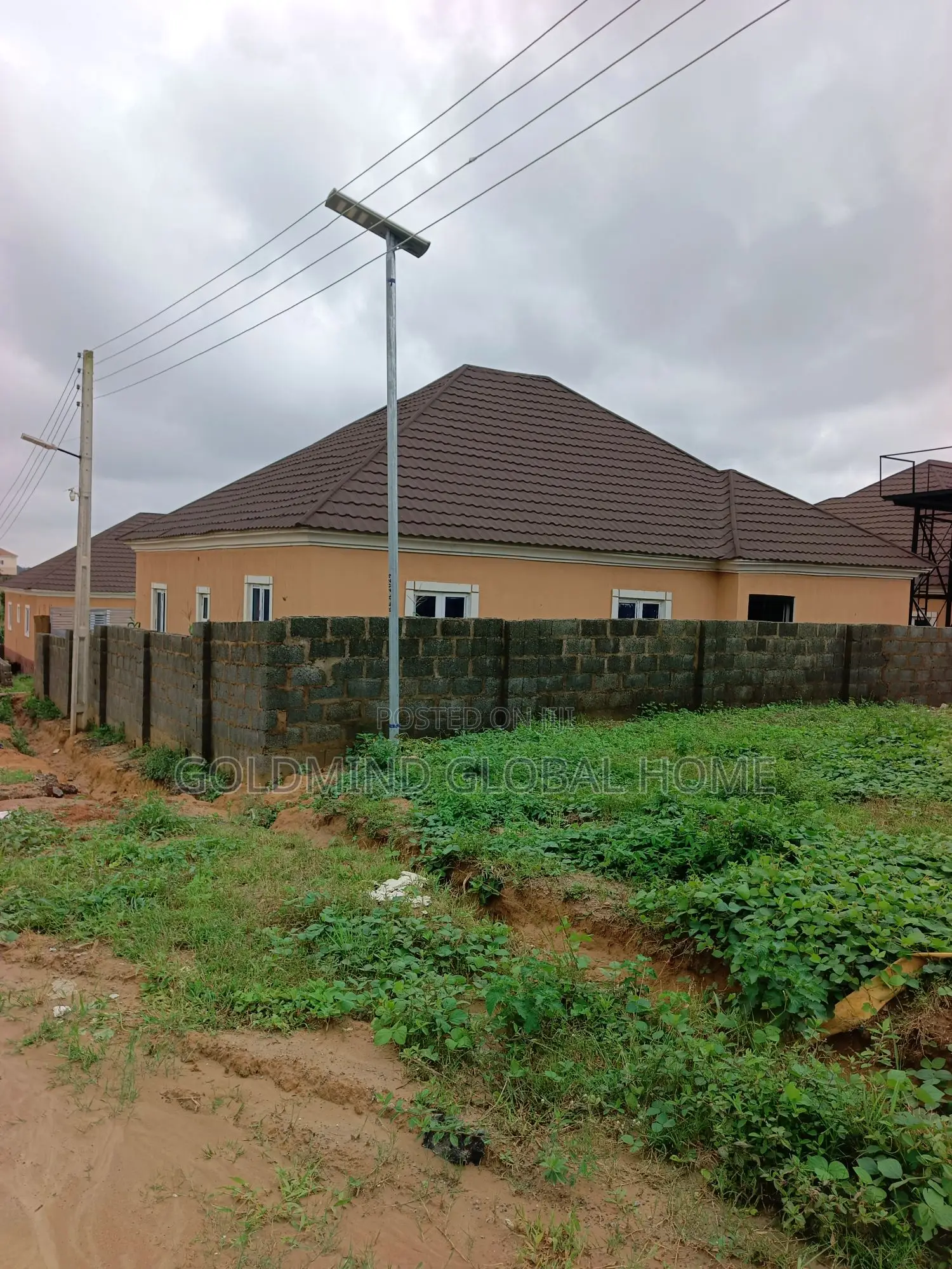 3bdrm Bungalow in Goldmind Estate, Zone B for sale