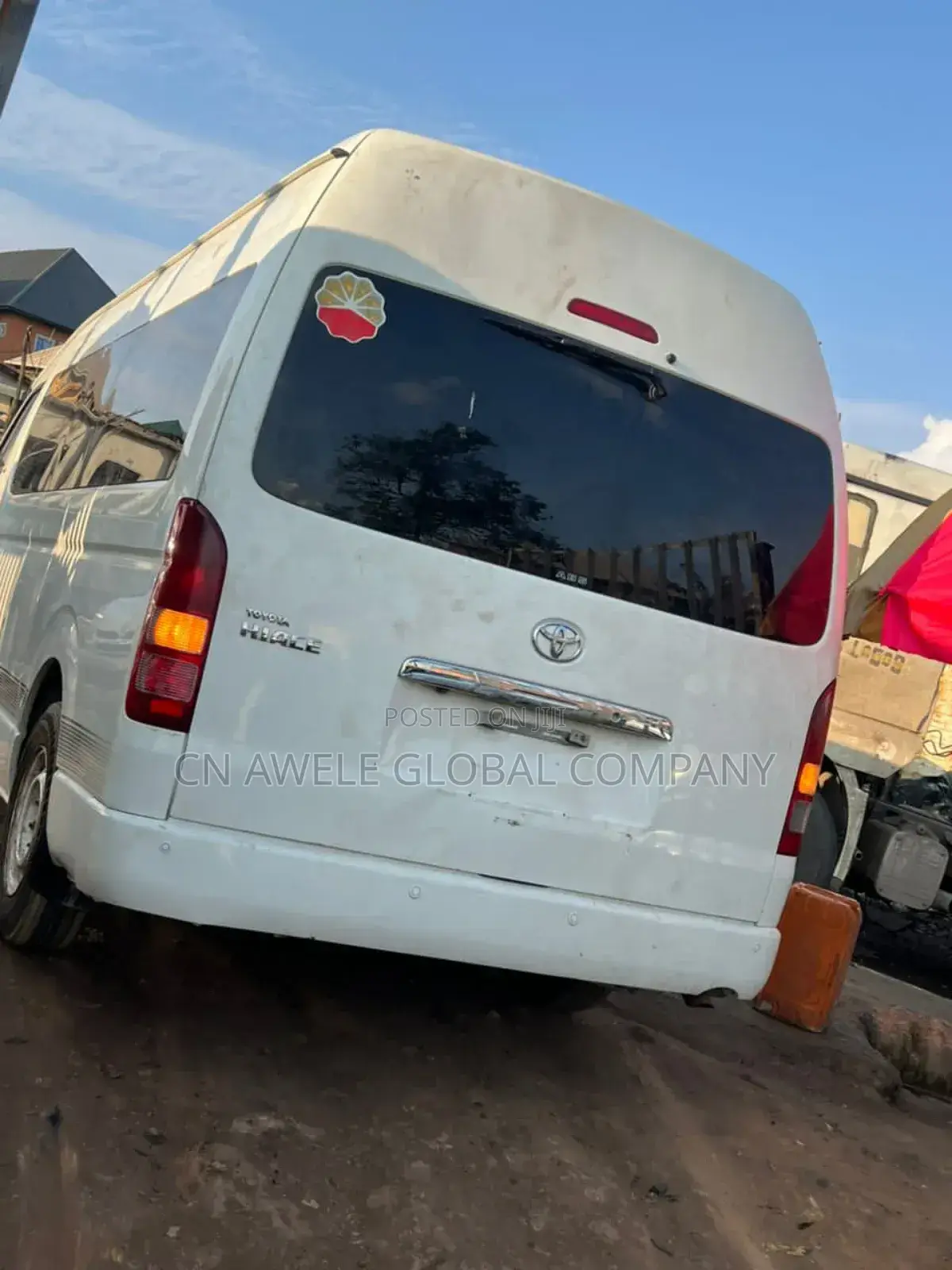 Toyota Grand HiAce 2015 White