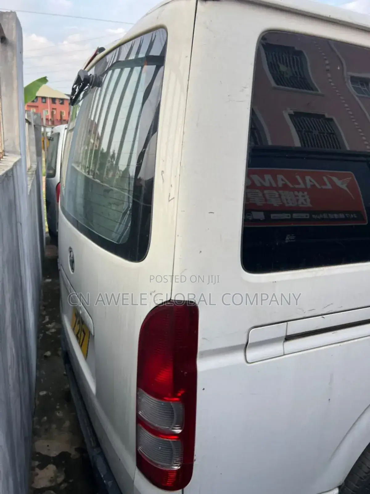 Toyota Grand HiAce 2015 White