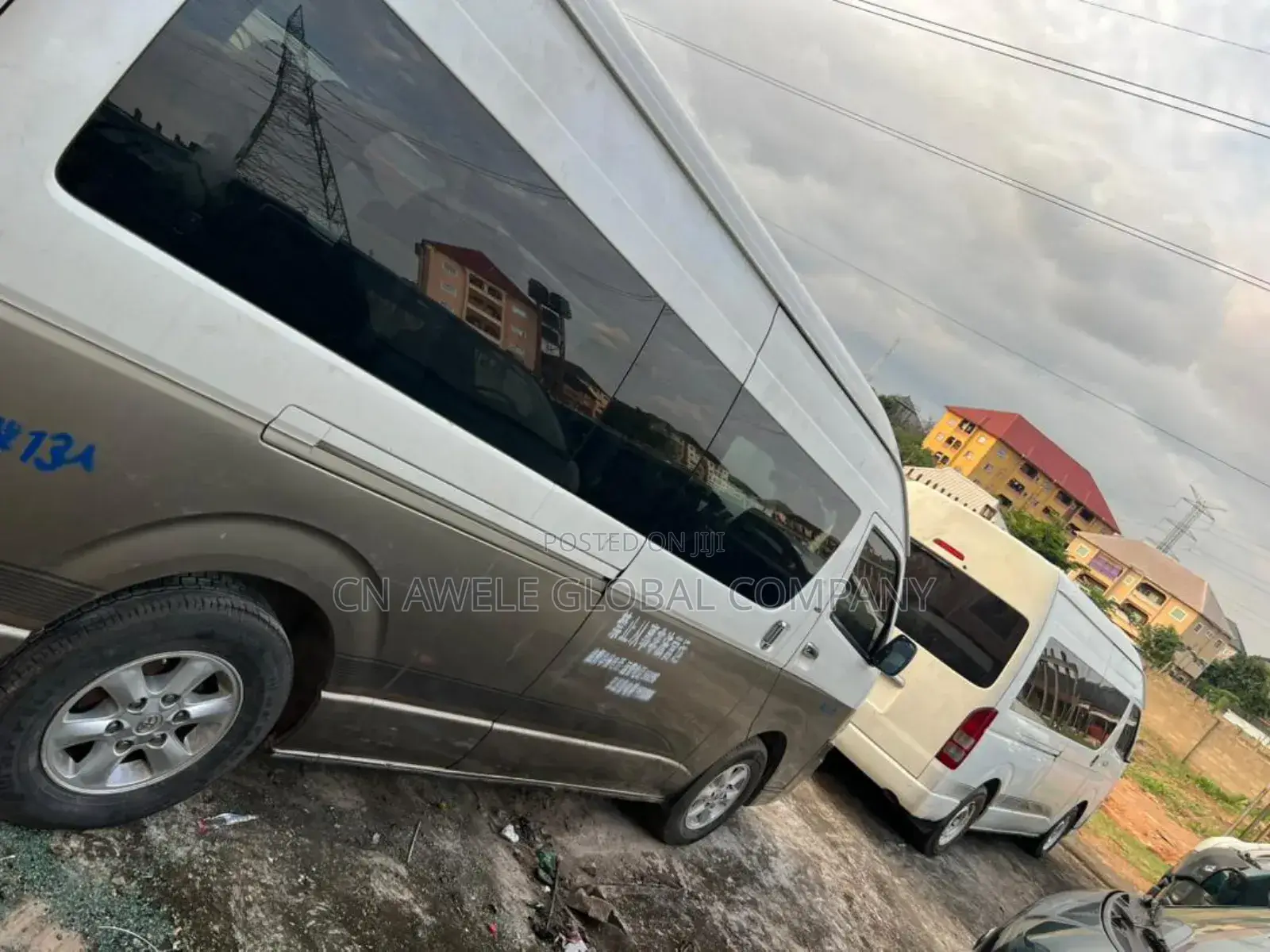 Toyota Grand HiAce 2011 White