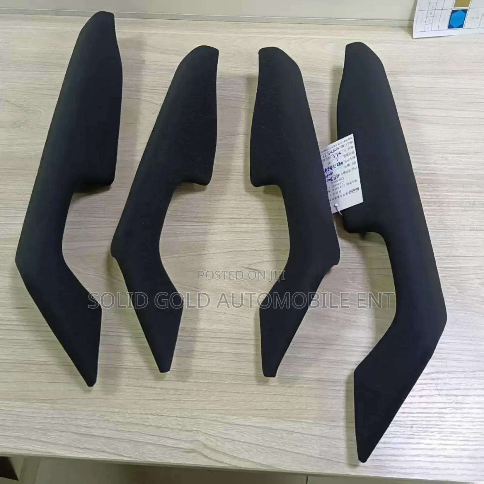 Arm Rest Hilux 2016-2024