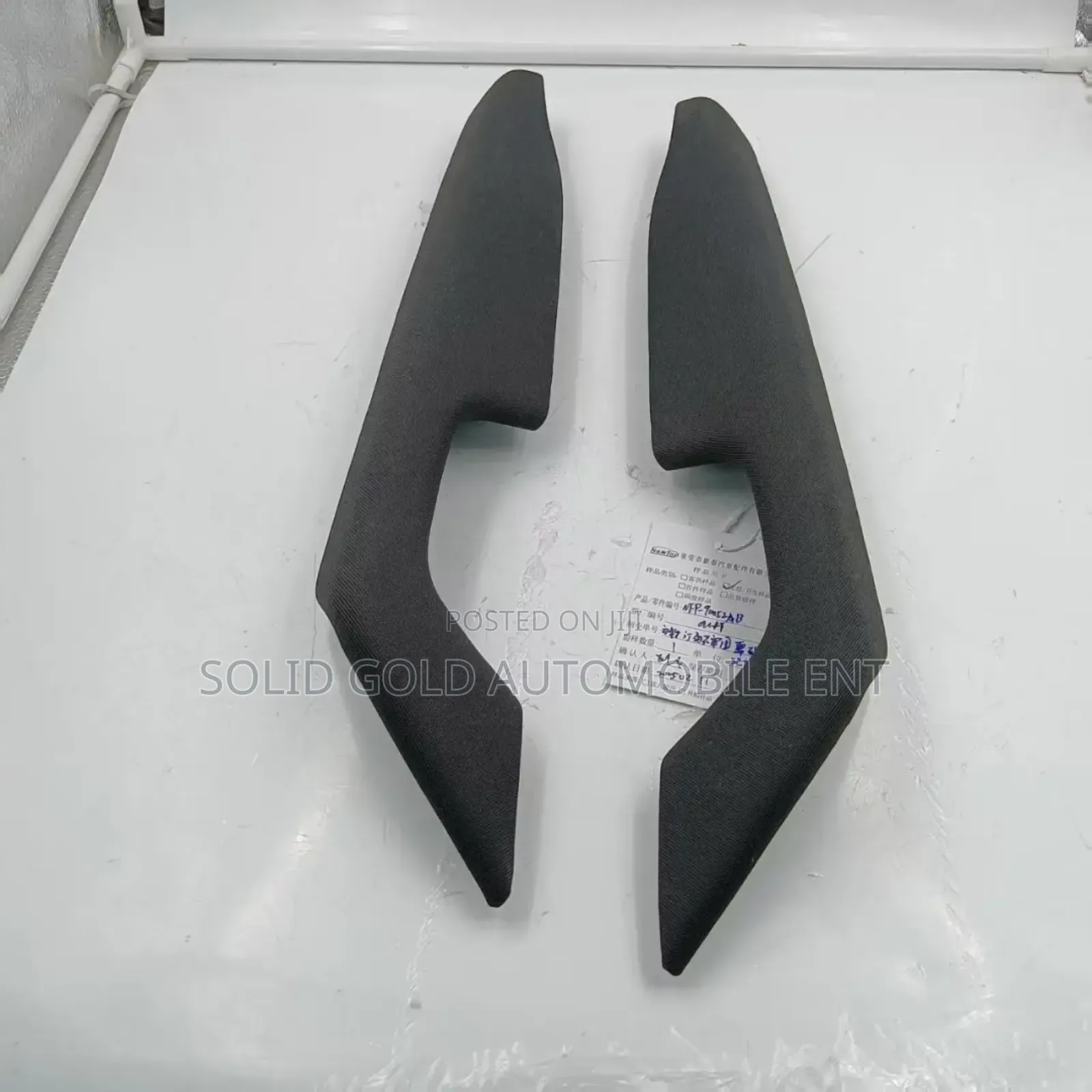 Arm Rest Hilux 2016-2024