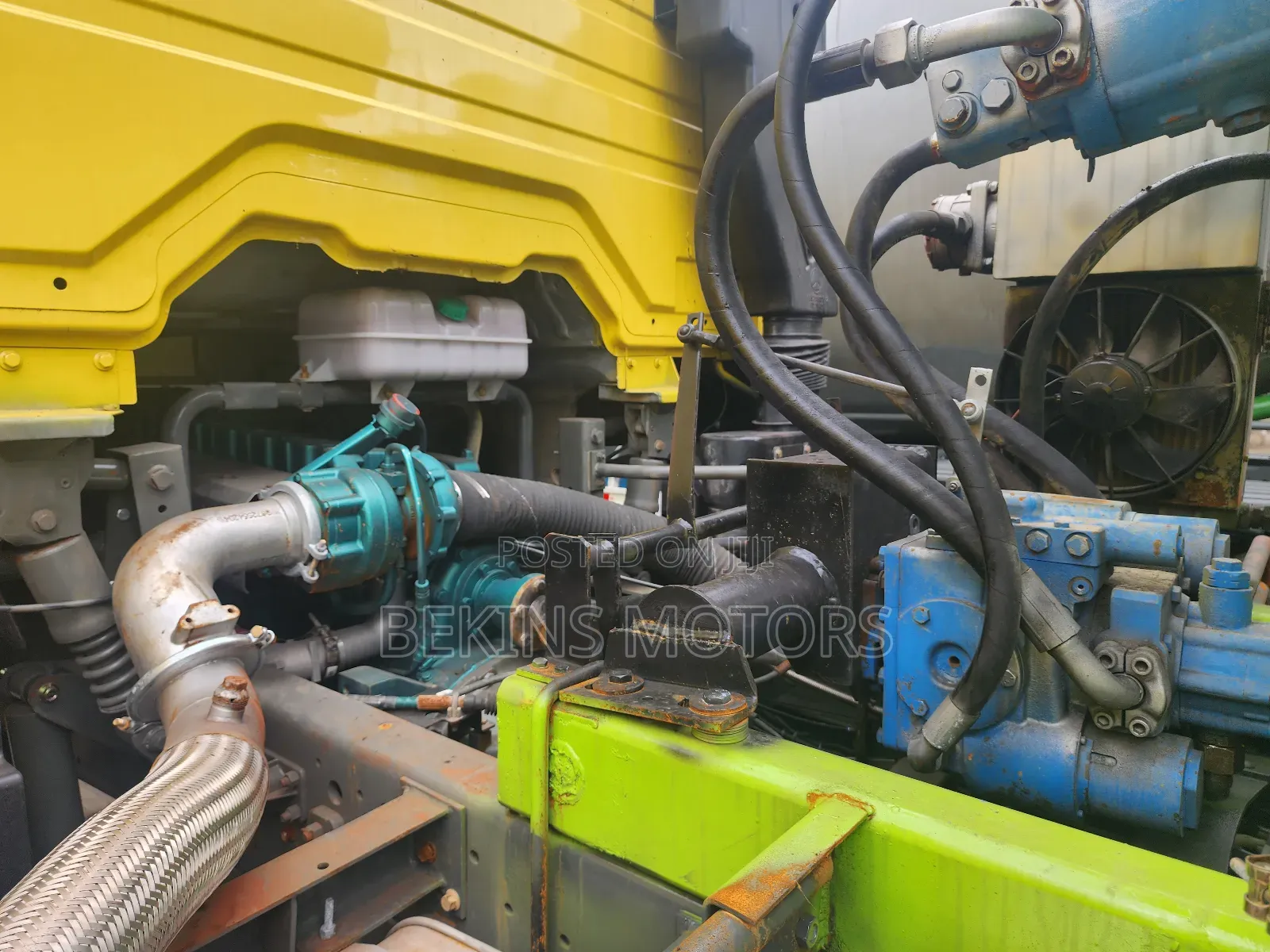 China Used Howo Concrete Mixer CHNTC