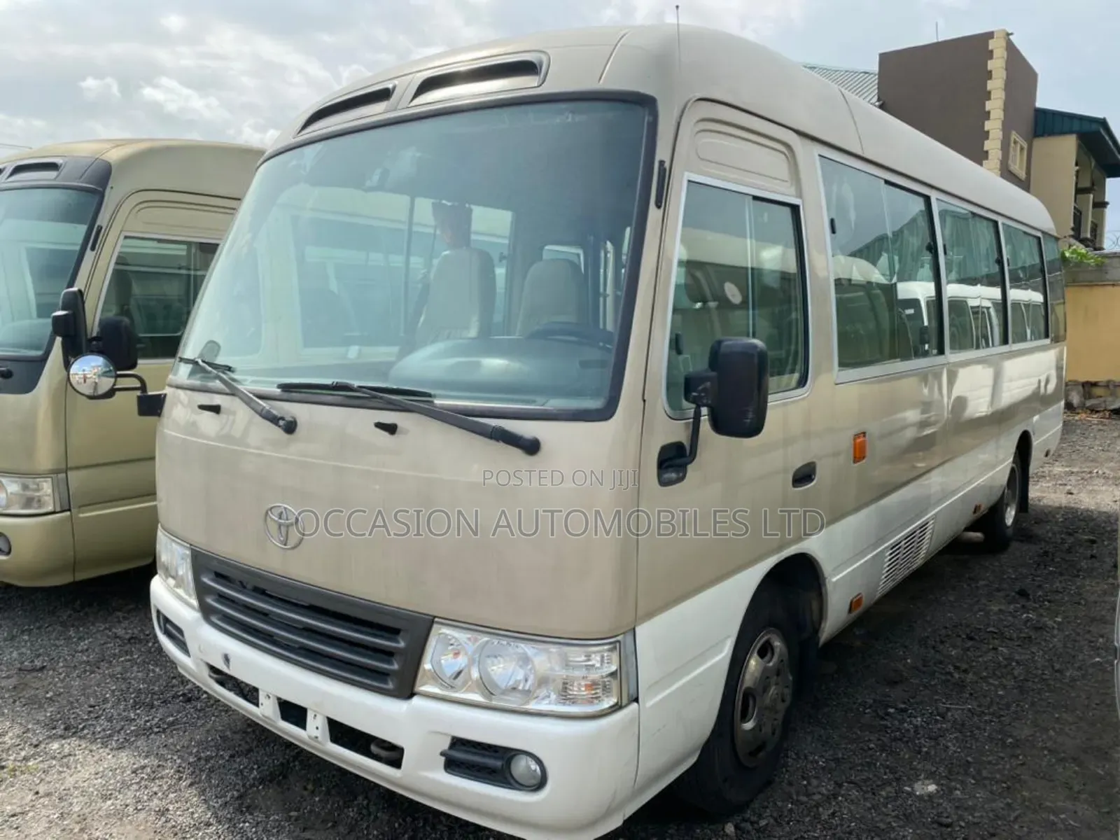 Toyota Coaster 2017 Gold