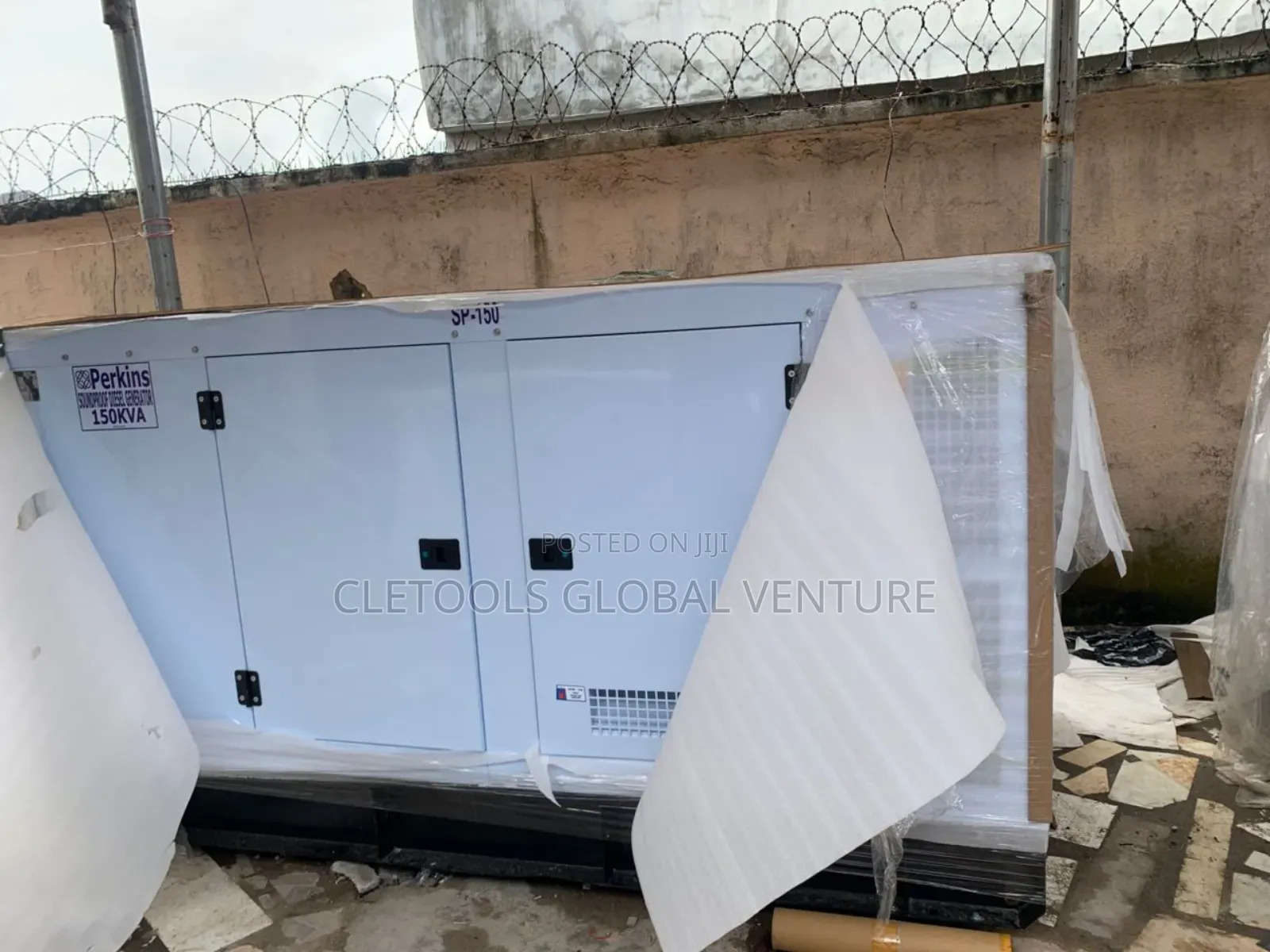 Perkins Soundproof Diesel Generator 150kva