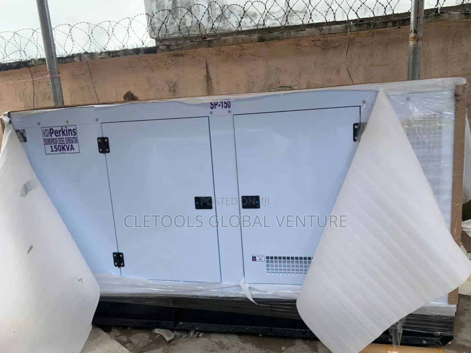 Perkins Soundproof Diesel Generator 150kva