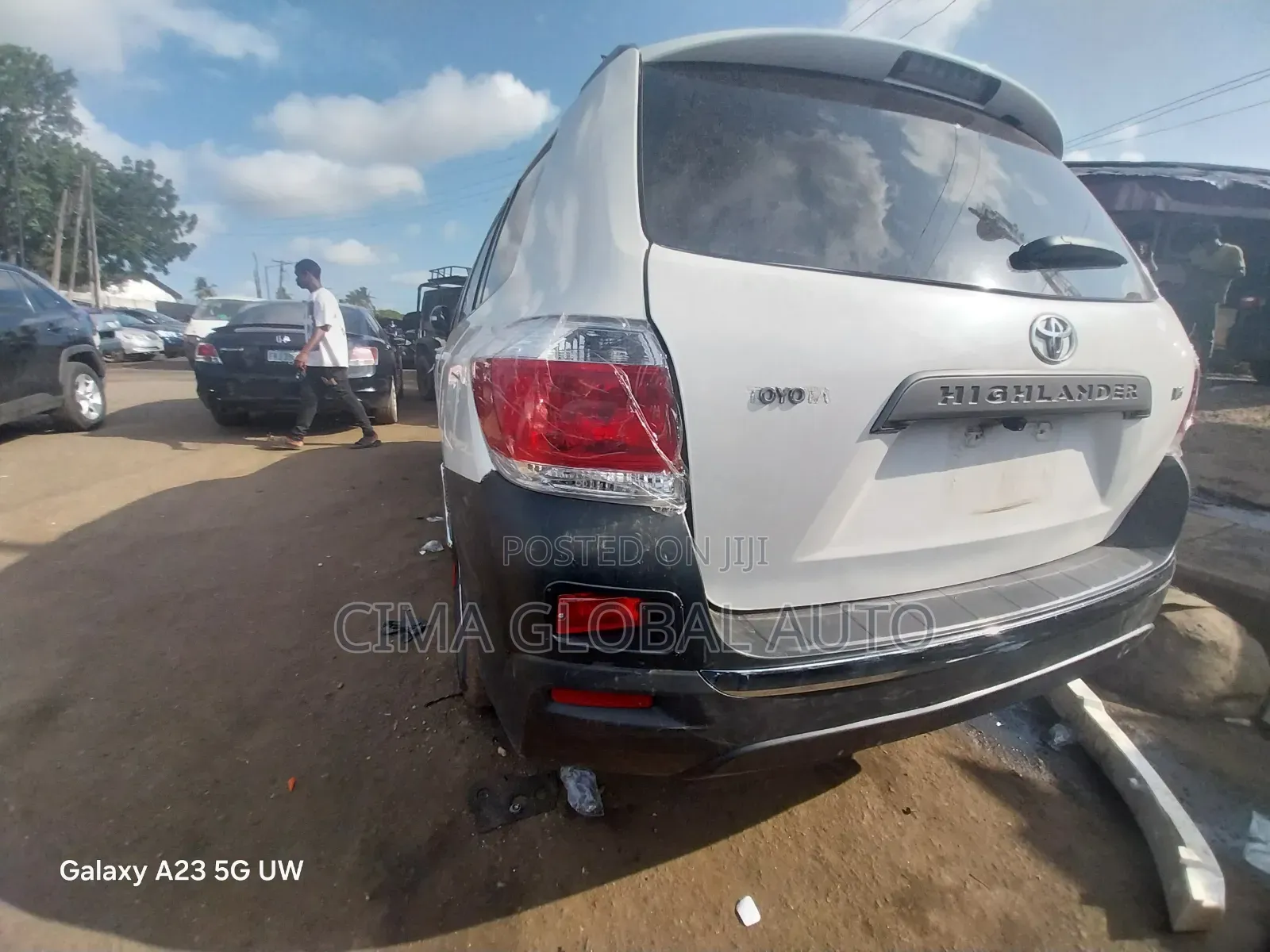 Upgrade Your 2008 Toyota Highlader From 2008 Model to 2013 Model