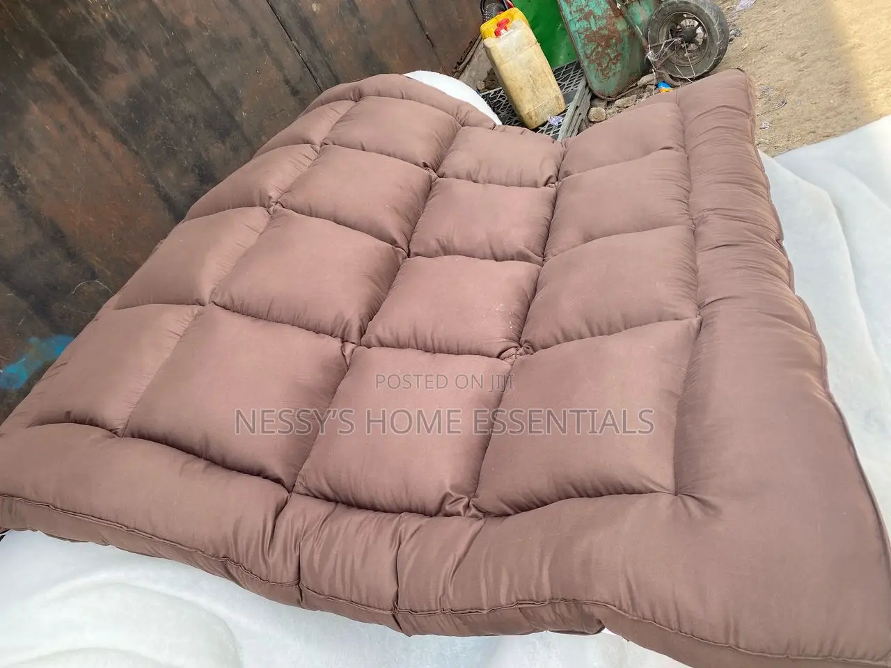 Affordable Soft Bed / Mattress Topper