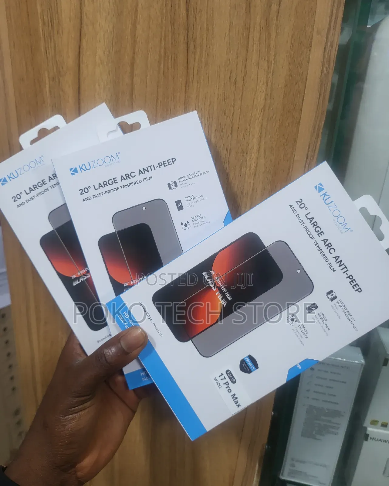Kuzoom 20° Large Arc Anti-peep And Dust-proof For  iPhone 17 Pro Max.