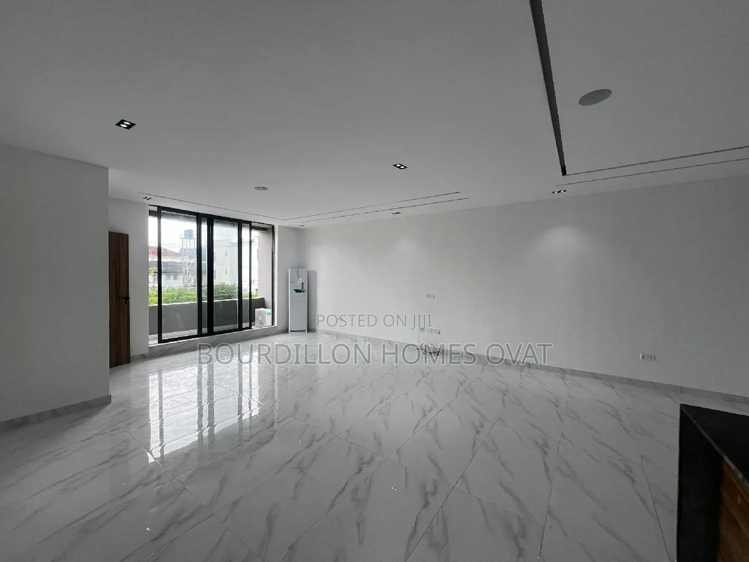 2bdrm Apartment in Oniru, Victoria for sale