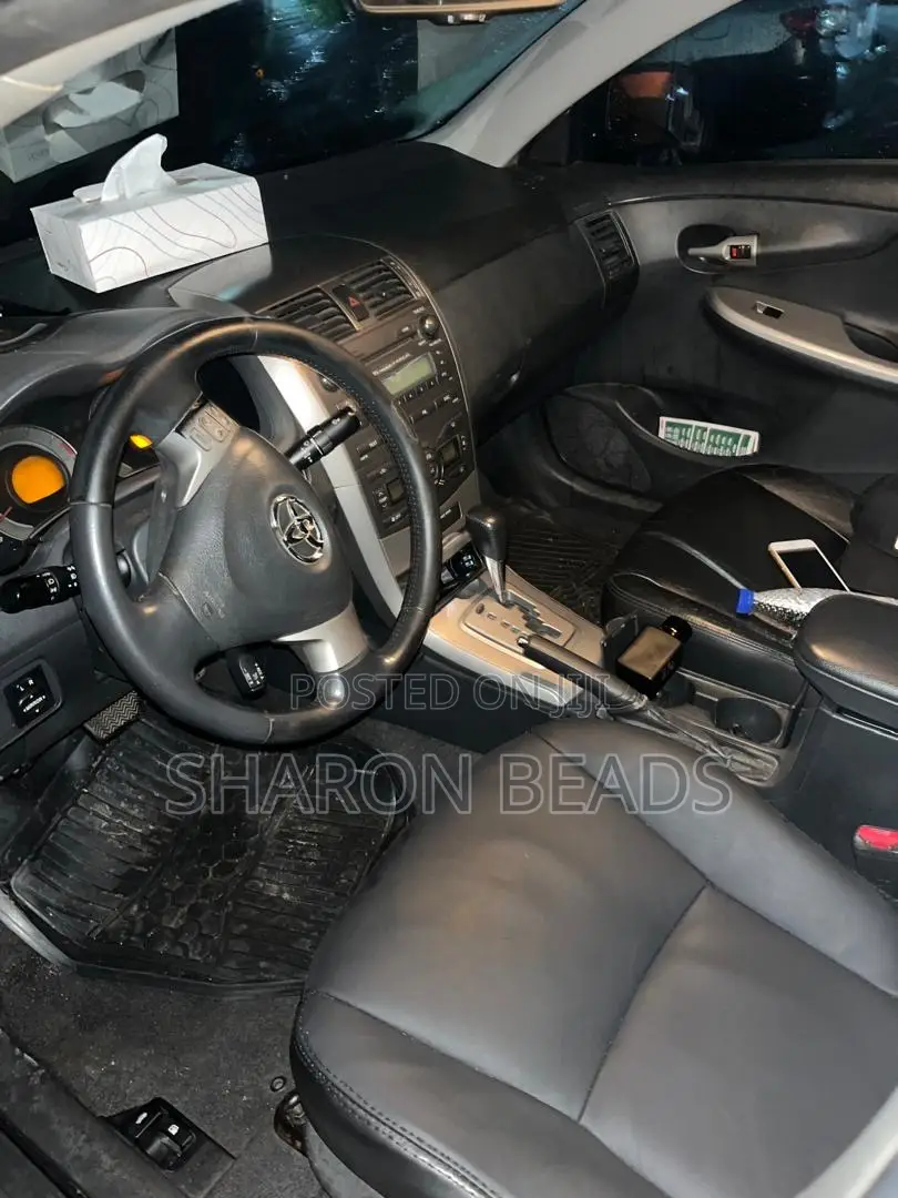 Toyota Corolla 2008 Black