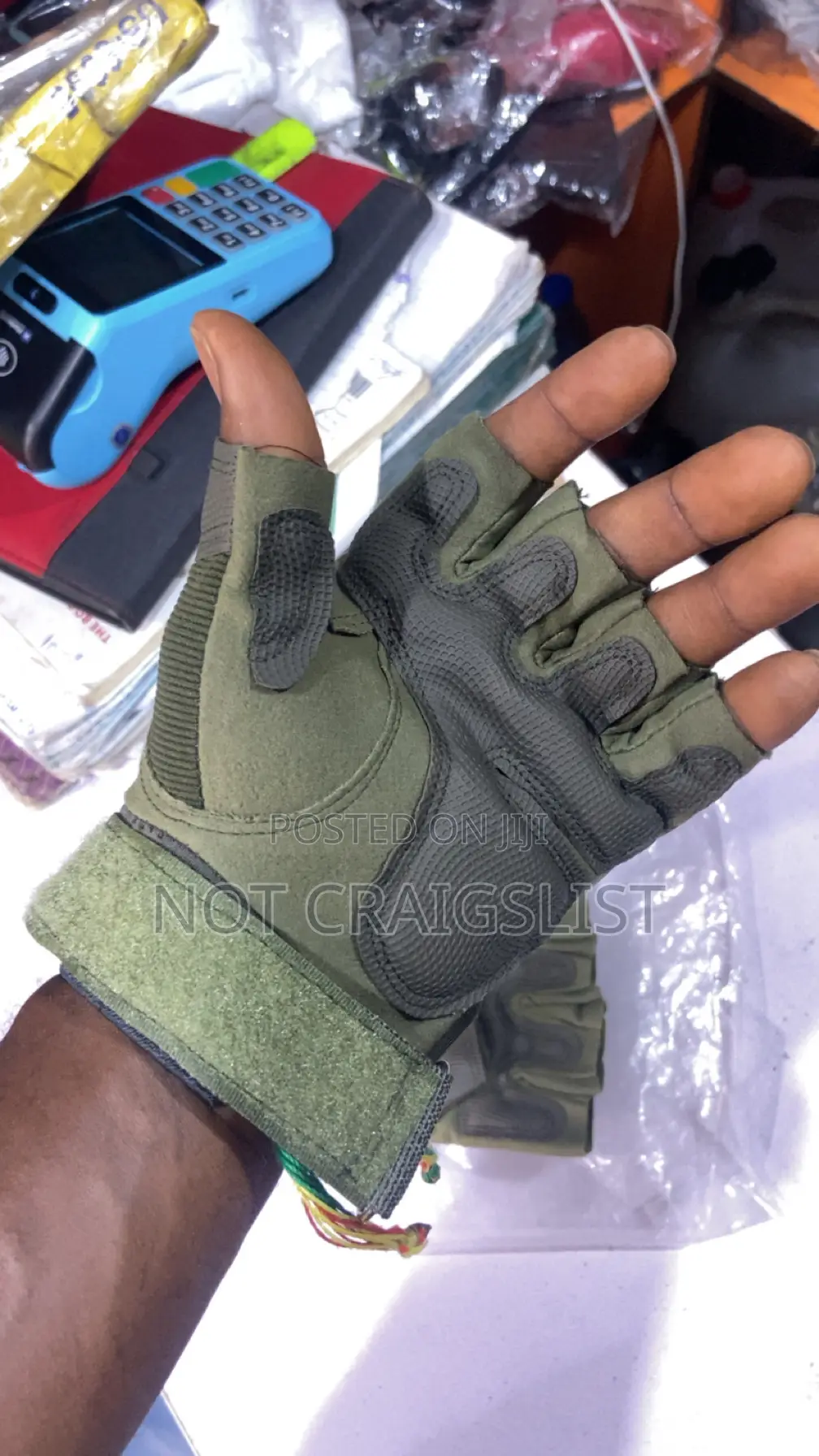 Gym Gloves for Men and Women in Lagos | Workout Hand Gloves