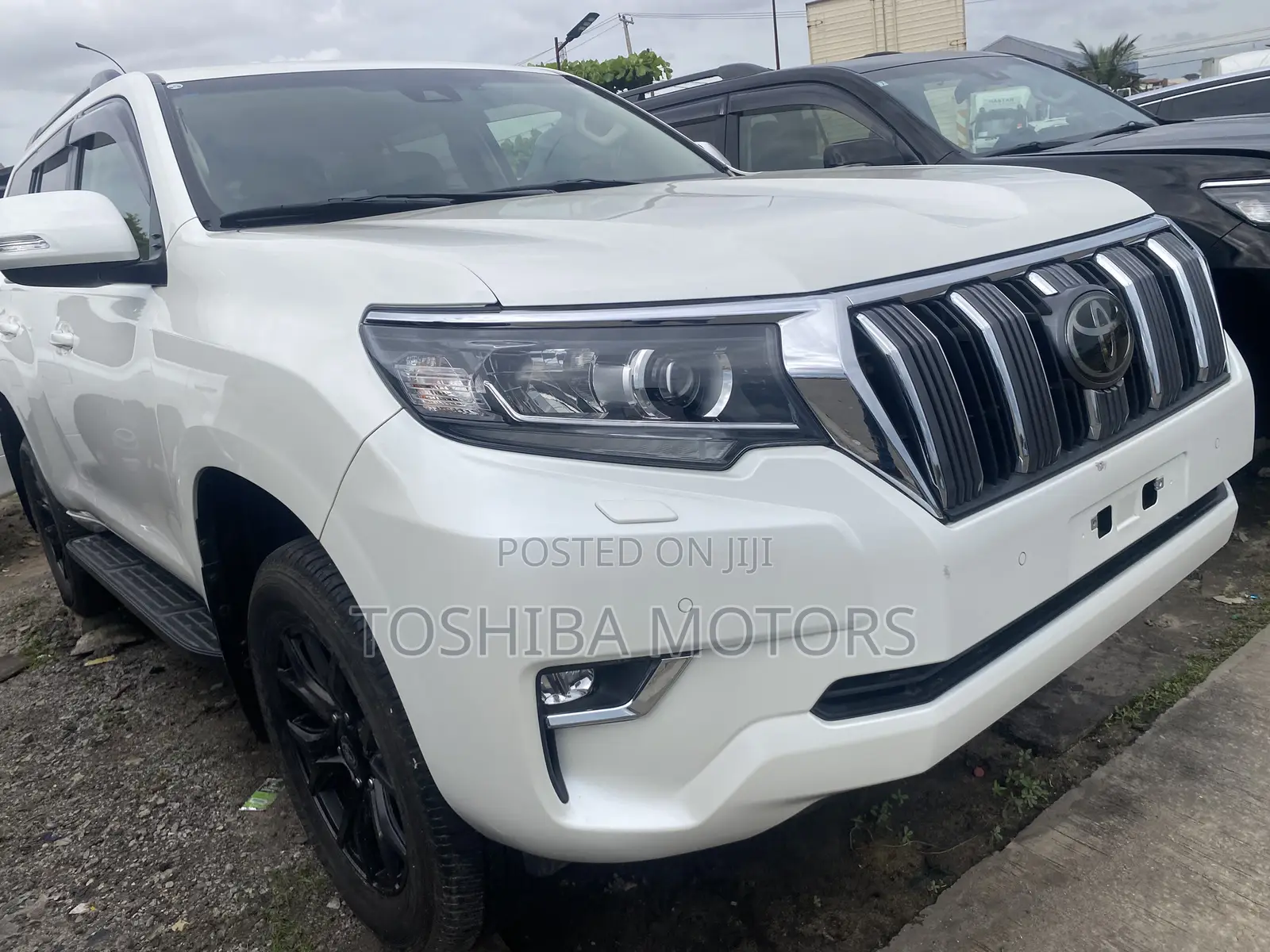 Toyota Land Cruiser Prado 2023 White