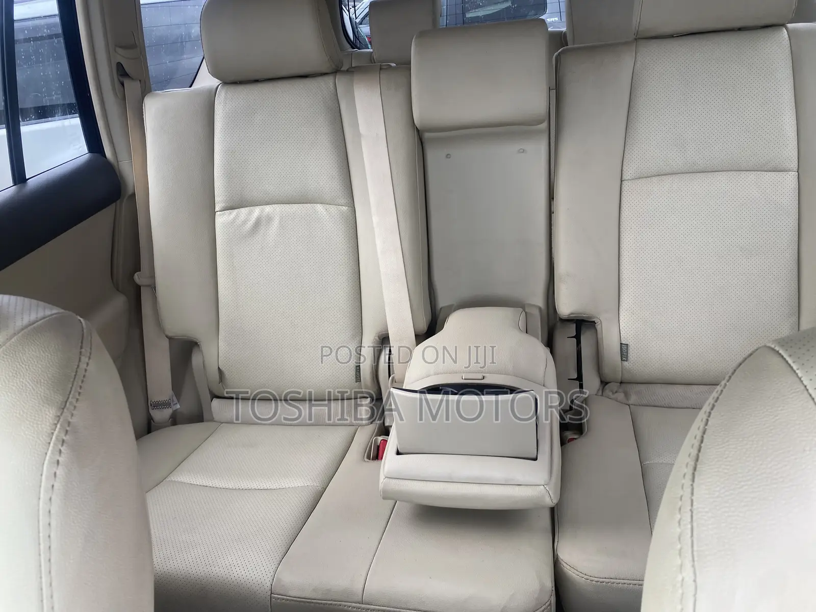 Toyota Land Cruiser Prado 2023 White