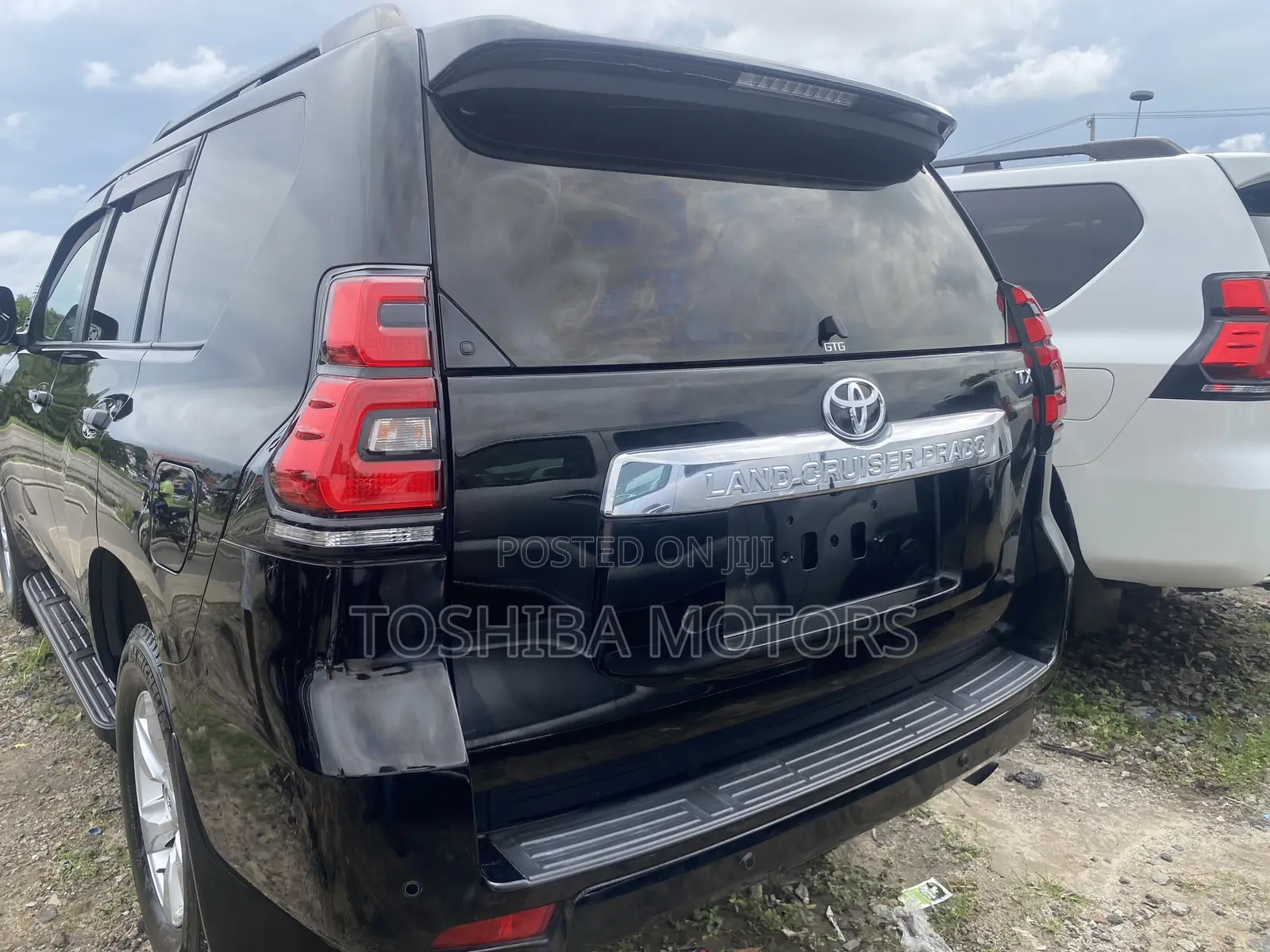 Toyota Land Cruiser Prado 2023 Black