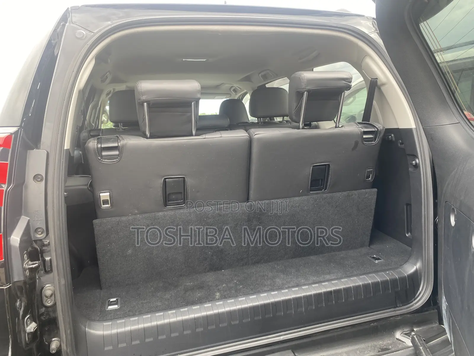 Toyota Land Cruiser Prado 2023 Black
