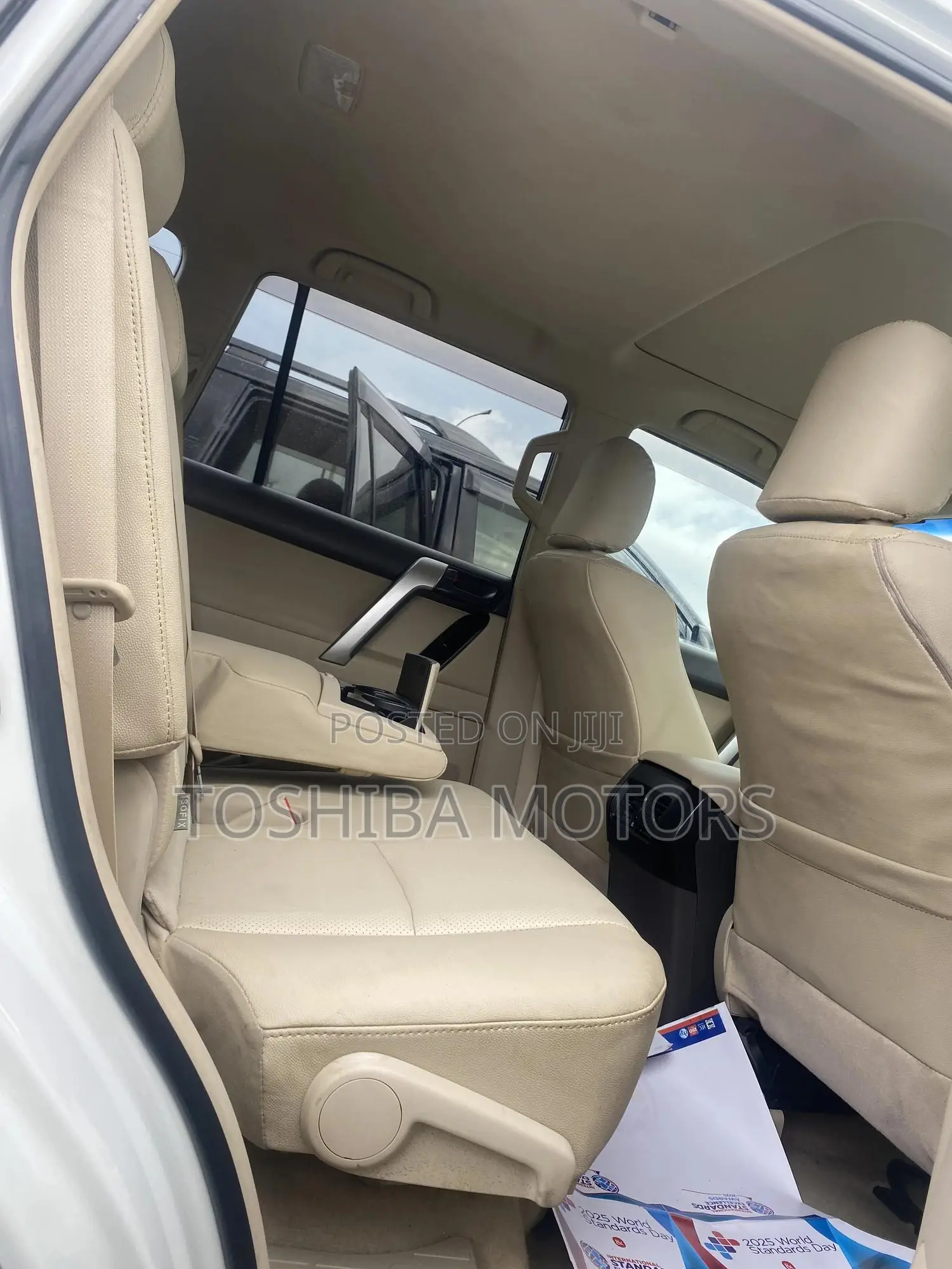 Toyota Land Cruiser Prado 2023 White