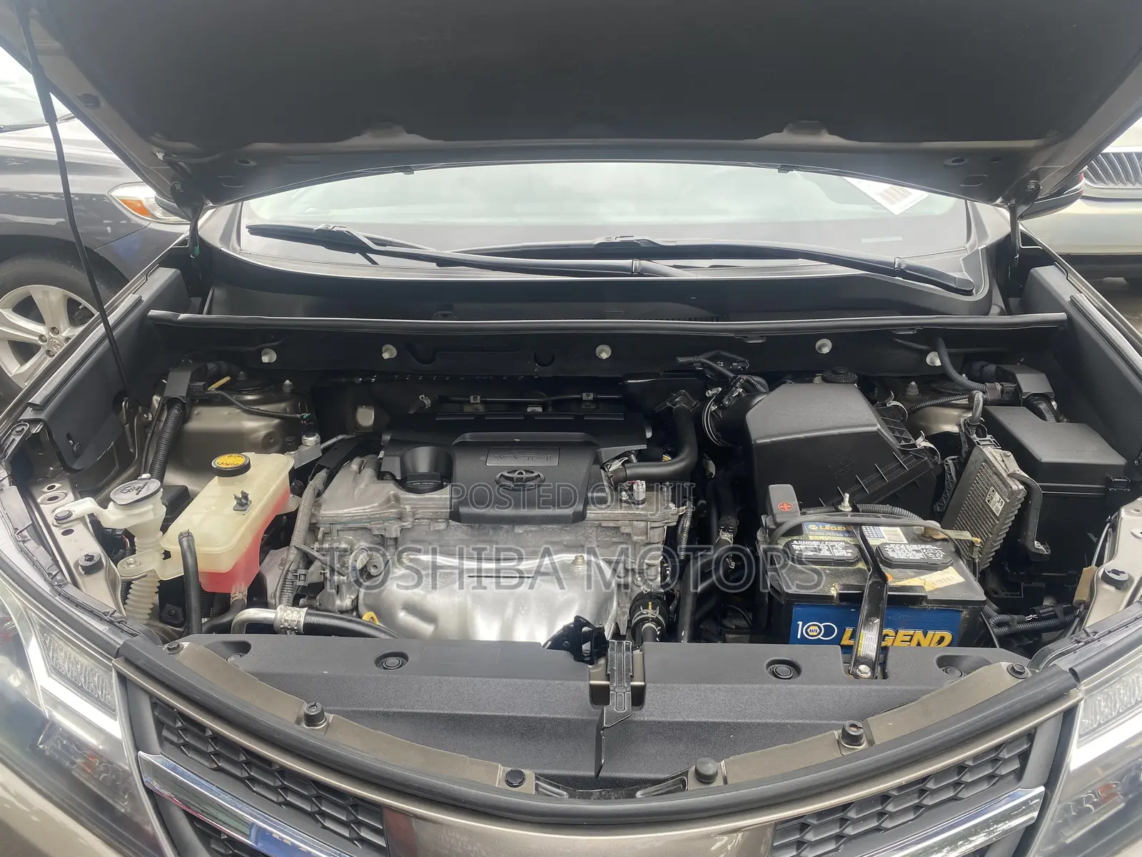 Toyota RAV4 Limited 4dr SUV (2.5L 4cyl 6A) 2015 Gray