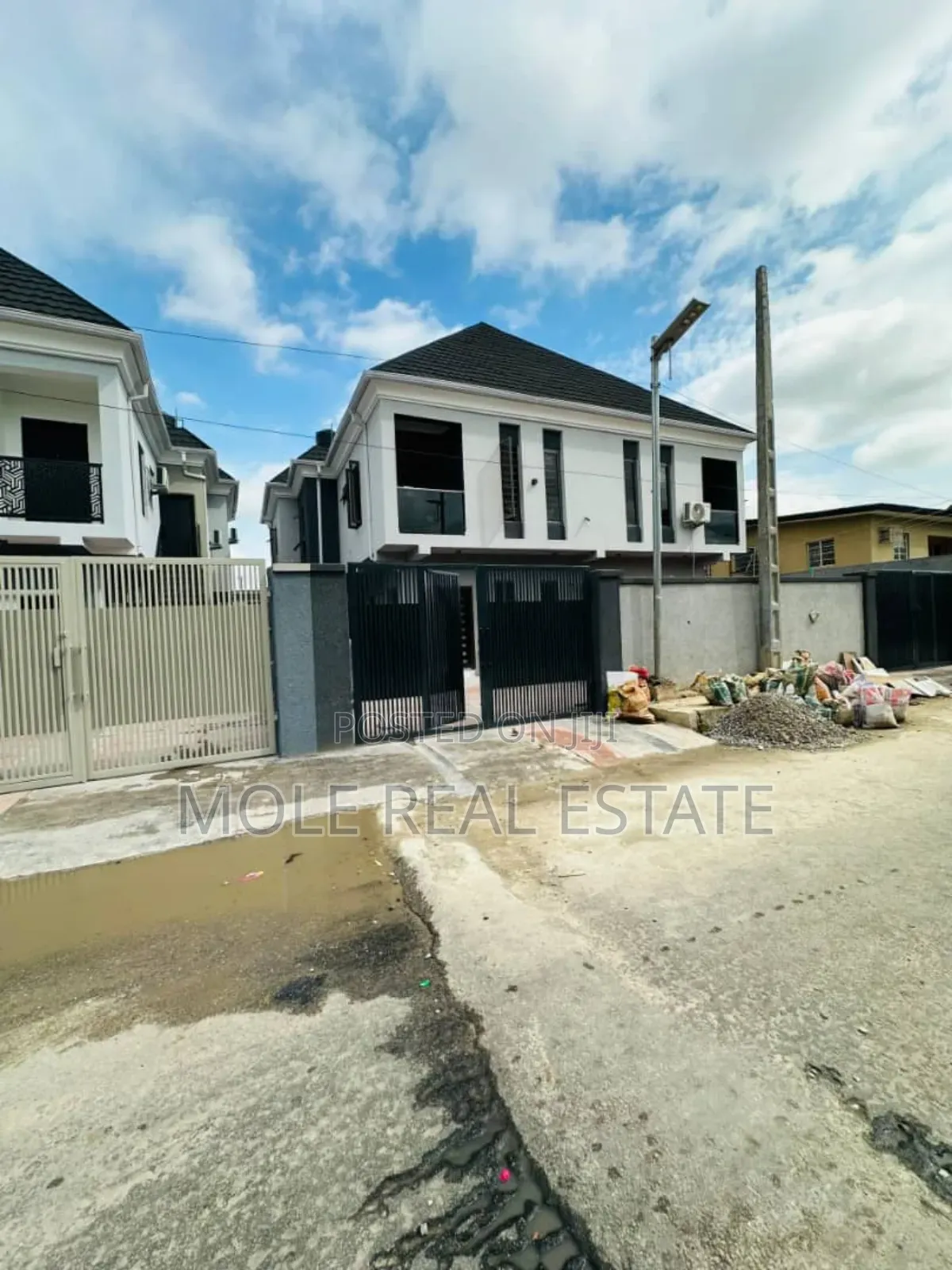 Furnished 3bdrm Duplex in Omole for sale