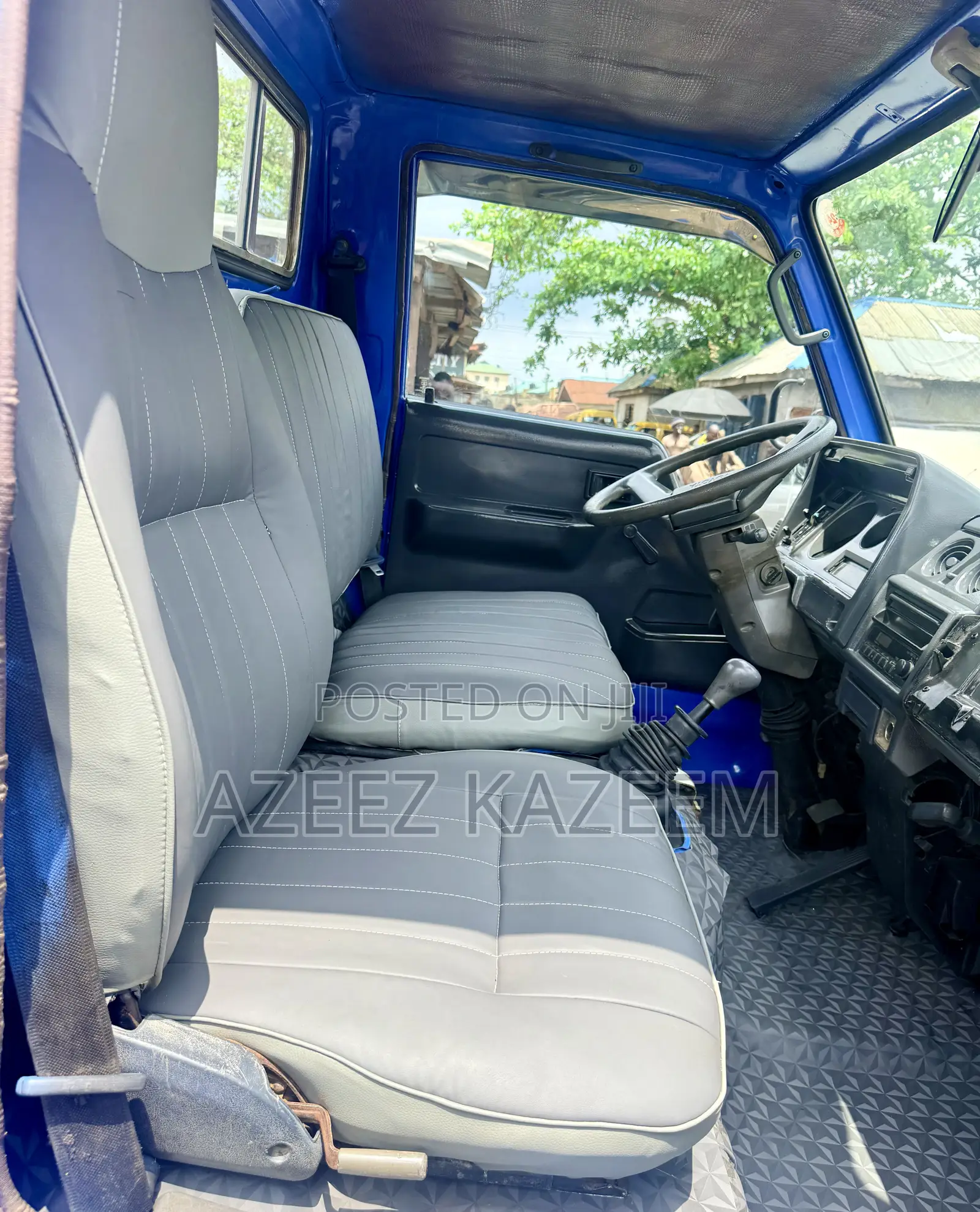 Toyota Dyna 200 Six Tyres Old Model 2.4litre Engine
