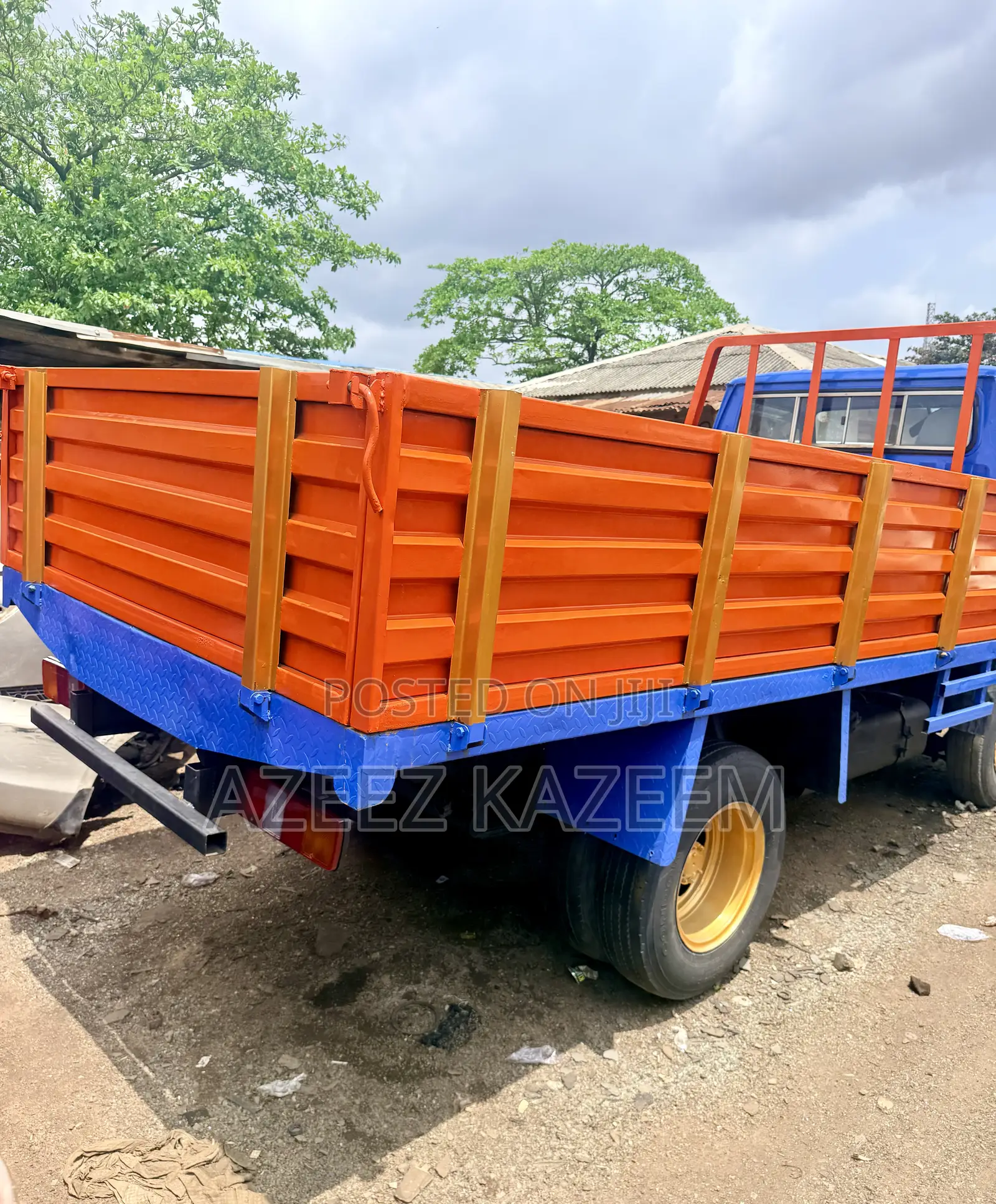 Toyota Dyna 200 Six Tyres Old Model 2.4litre Engine