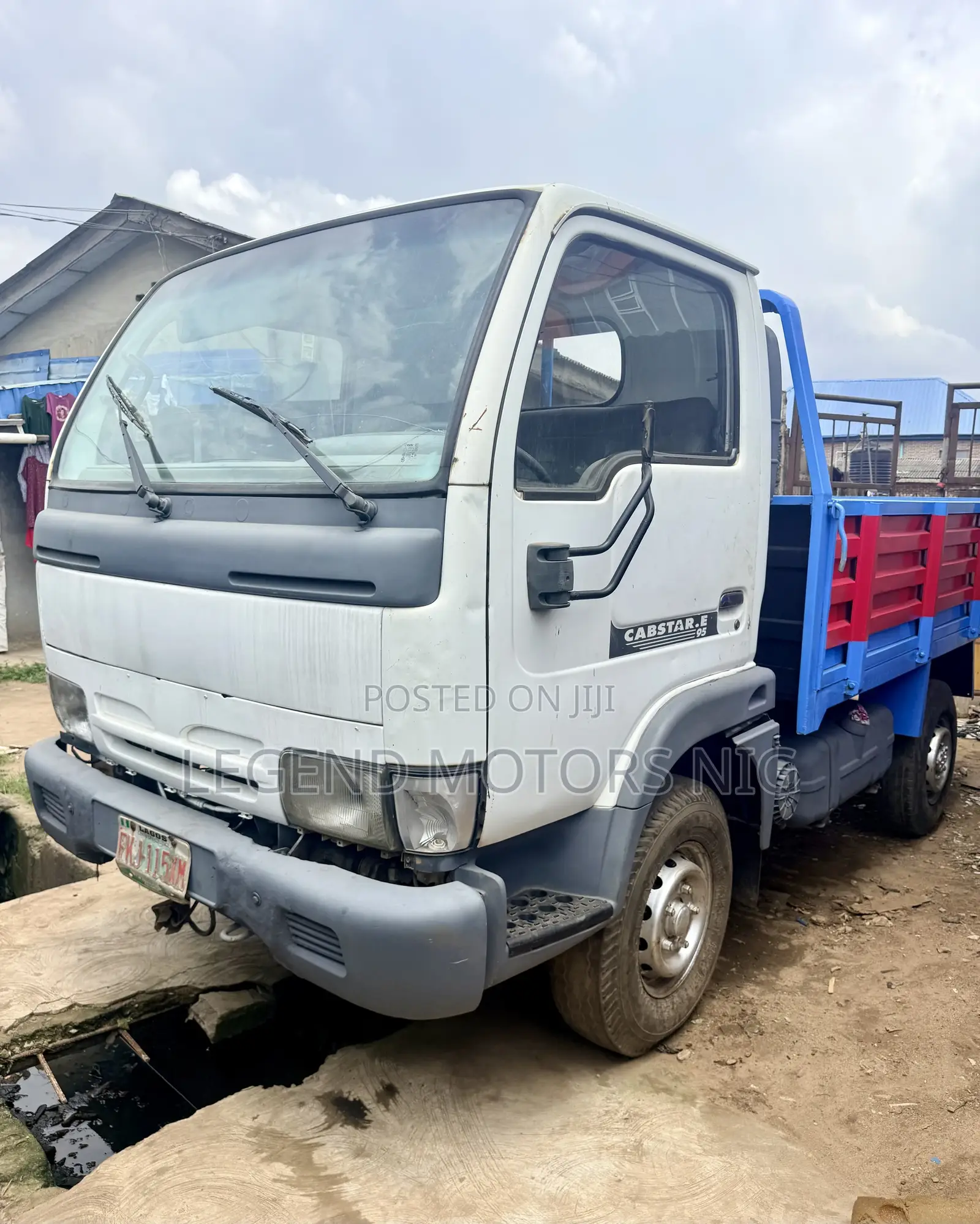 Nissan Cabstar Truck 2000 Model With Front Spring