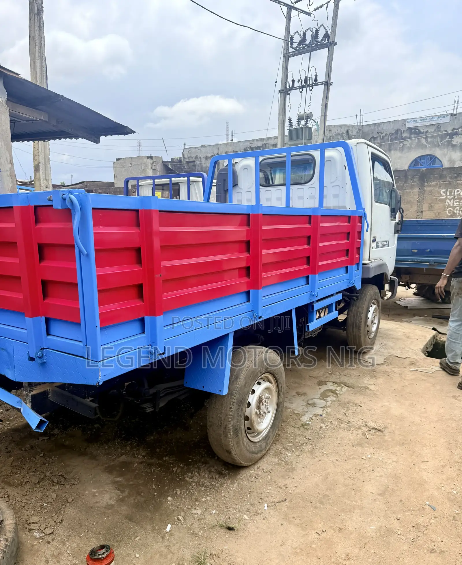 Nissan Cabstar Truck 2000 Model With Front Spring