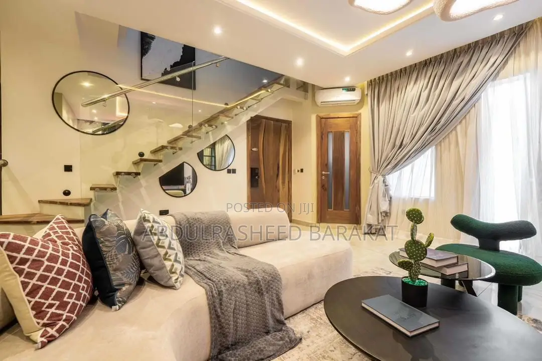 Luxury 2 Bedroom Smart Home Maisonette With Pool Ps5