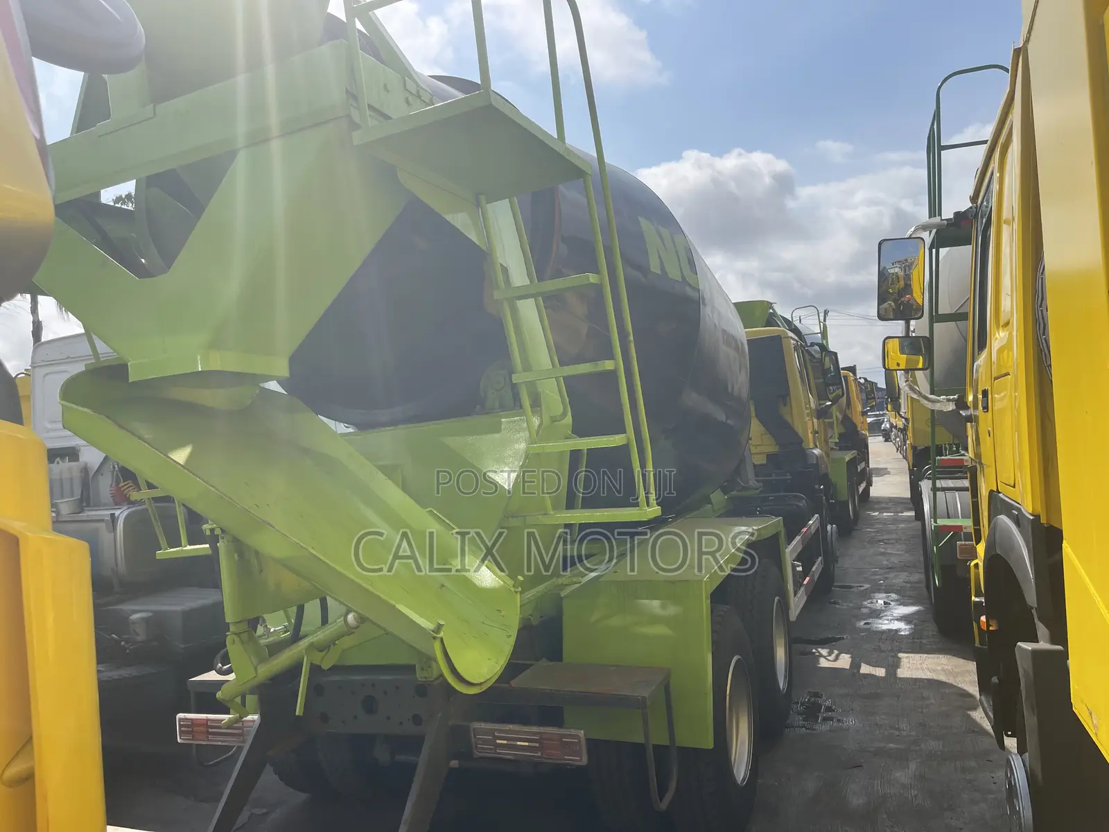 Foreign Used Howo Truck Concrete Mixer 371hp Covid-19.