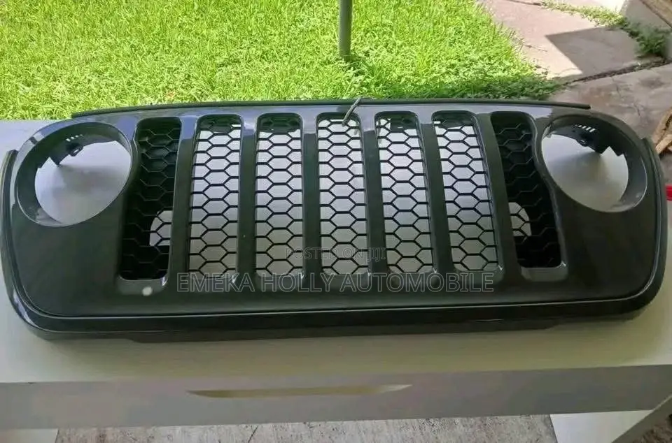 2020/2022 Jeep Wrangler Front Grill Cover.