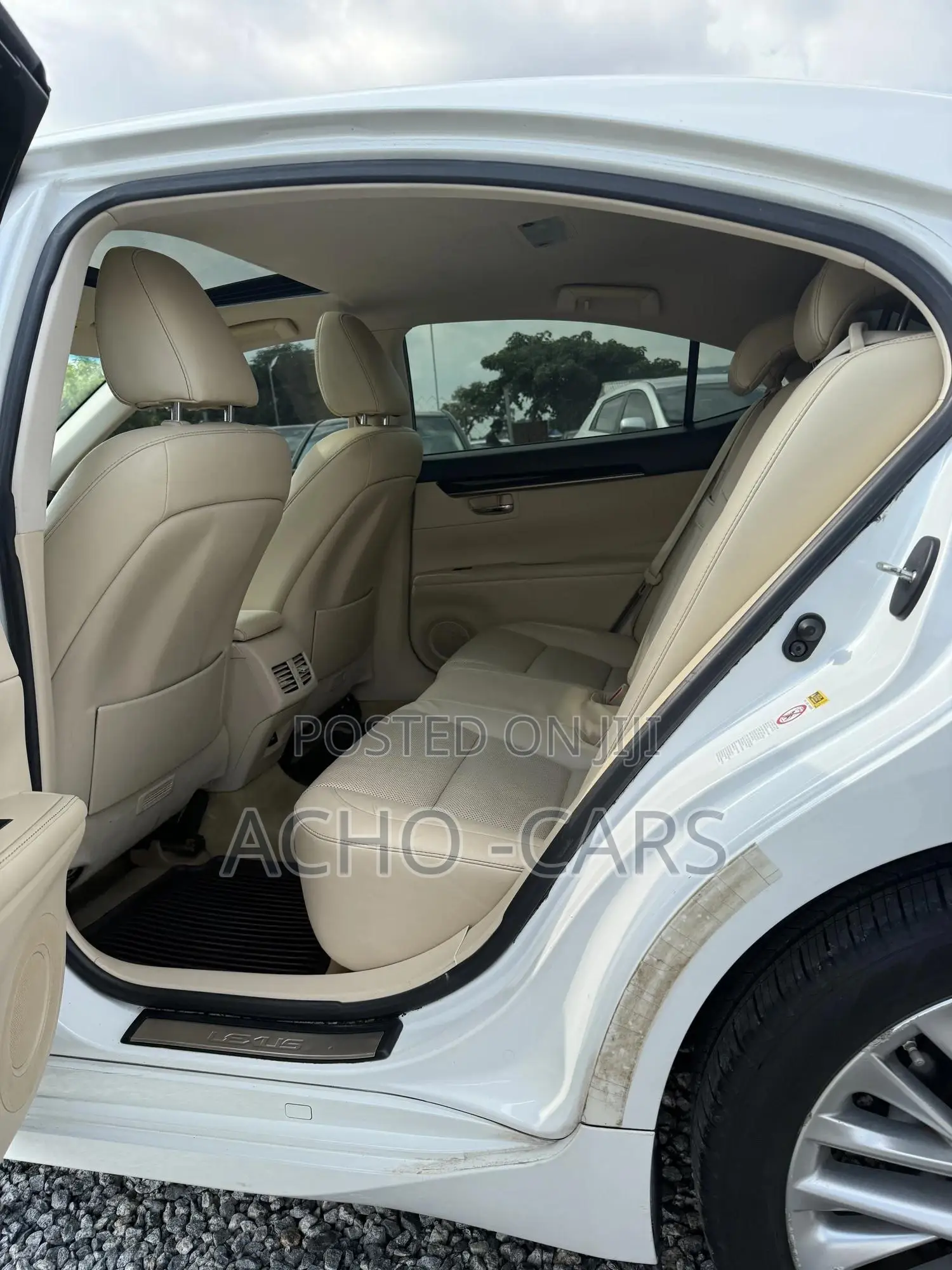 Lexus ES 2013 White