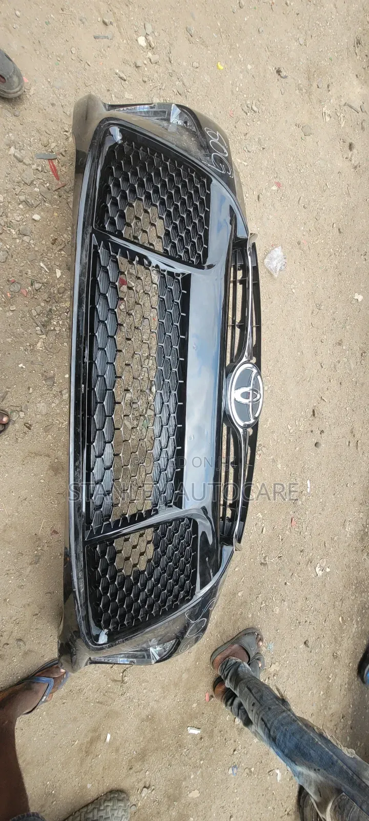 Complete Front Bumper Camry 2015 Xle