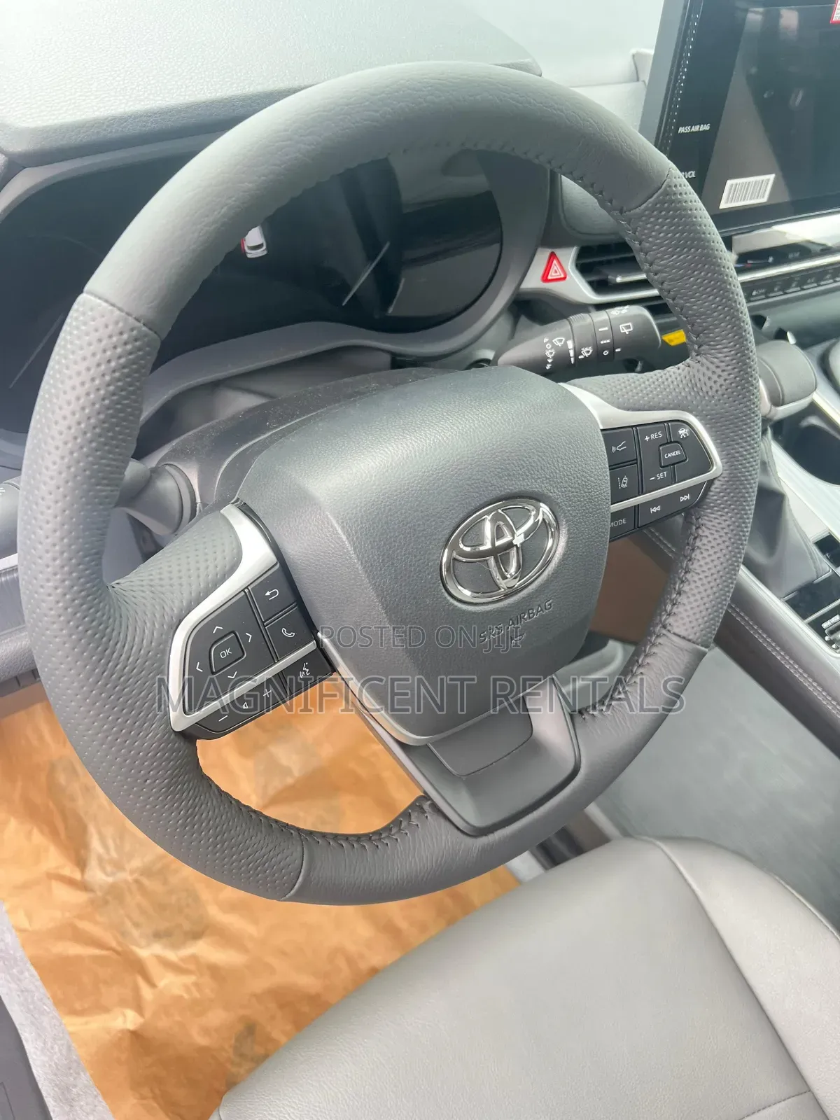 New Toyota Sienna 2025 Gray