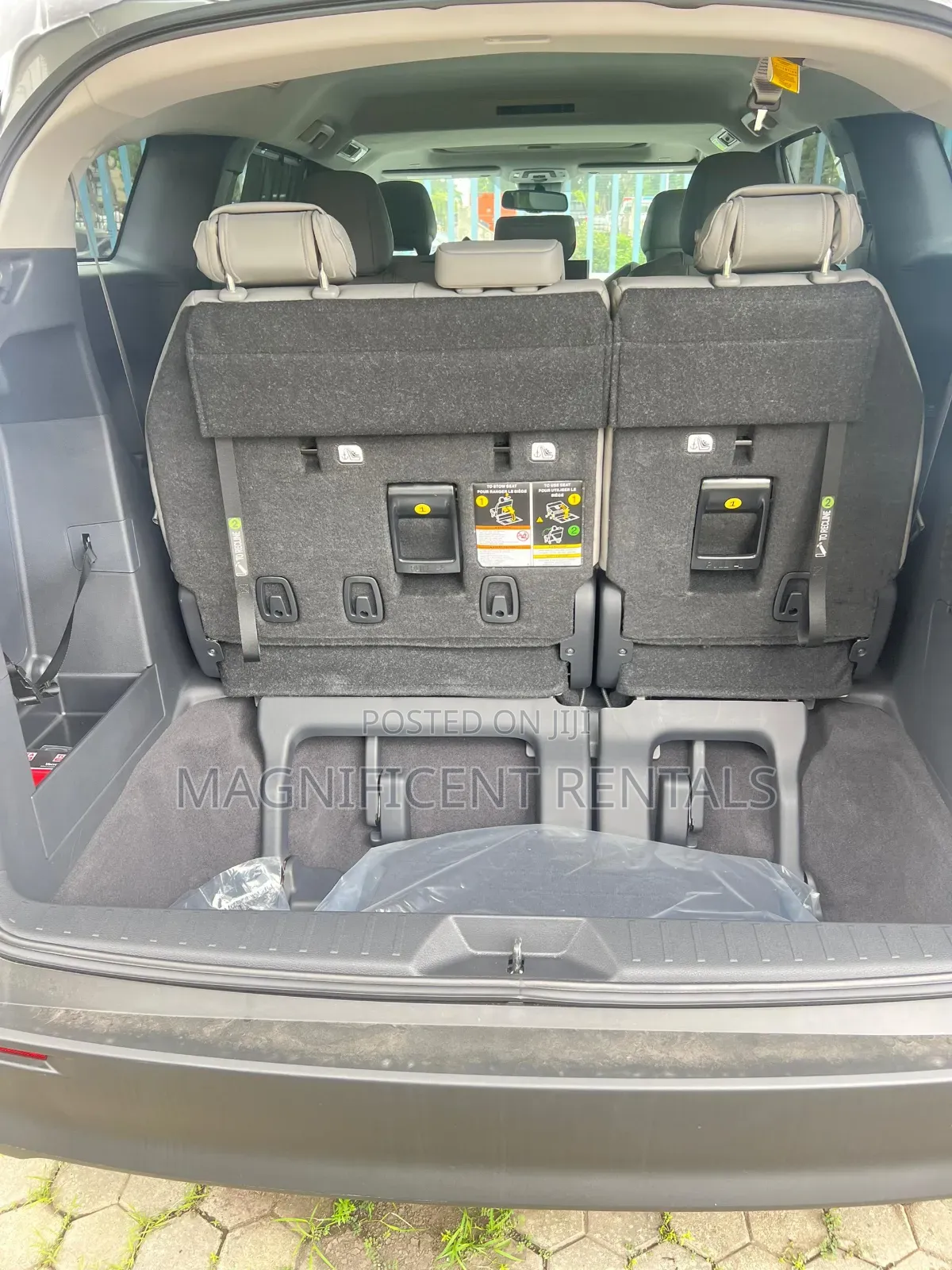 New Toyota Sienna 2025 Gray