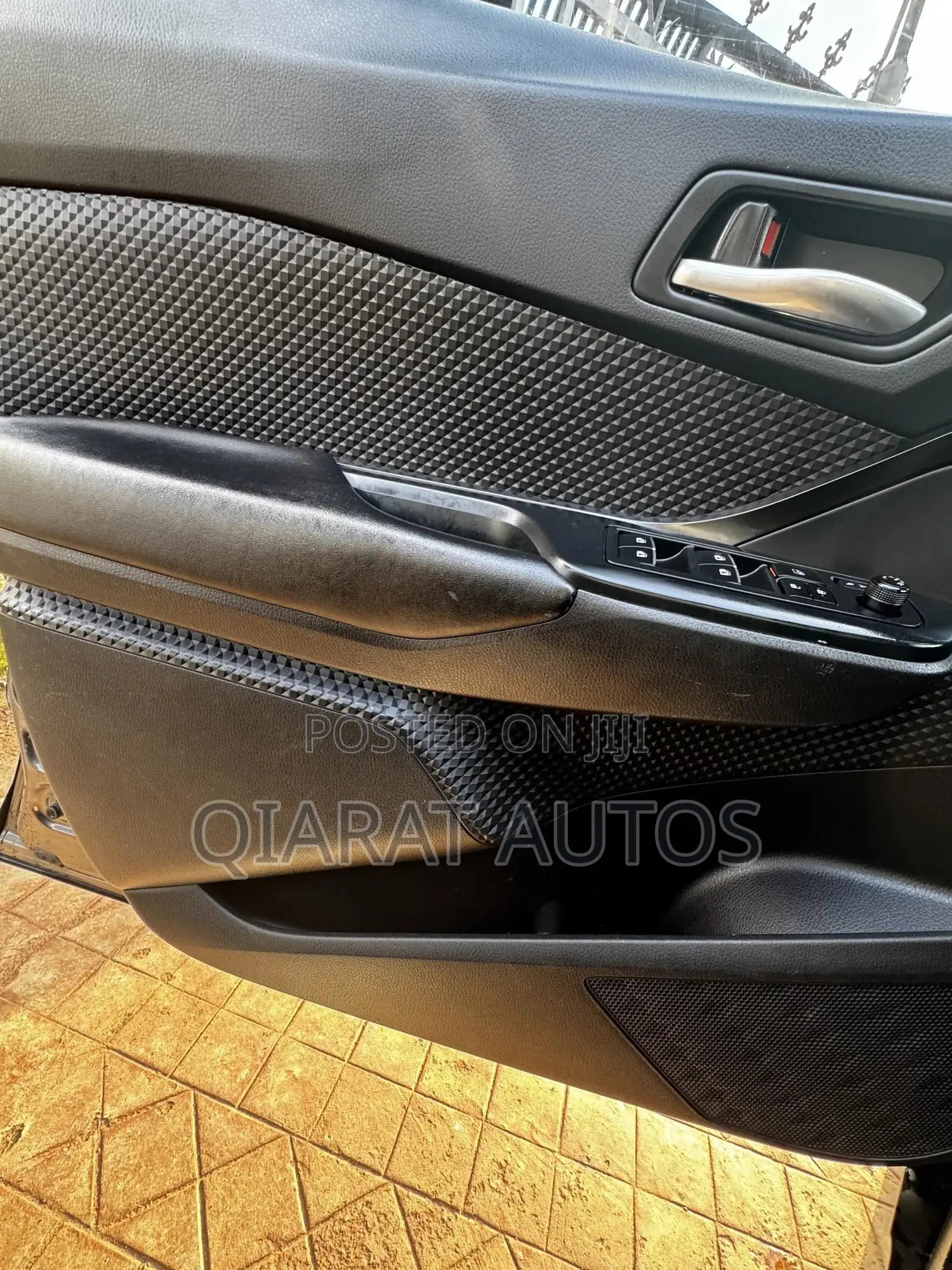 Toyota C-HR XLE Prermium FWD (2.0L 4cyl 2AM) 2018 Gray