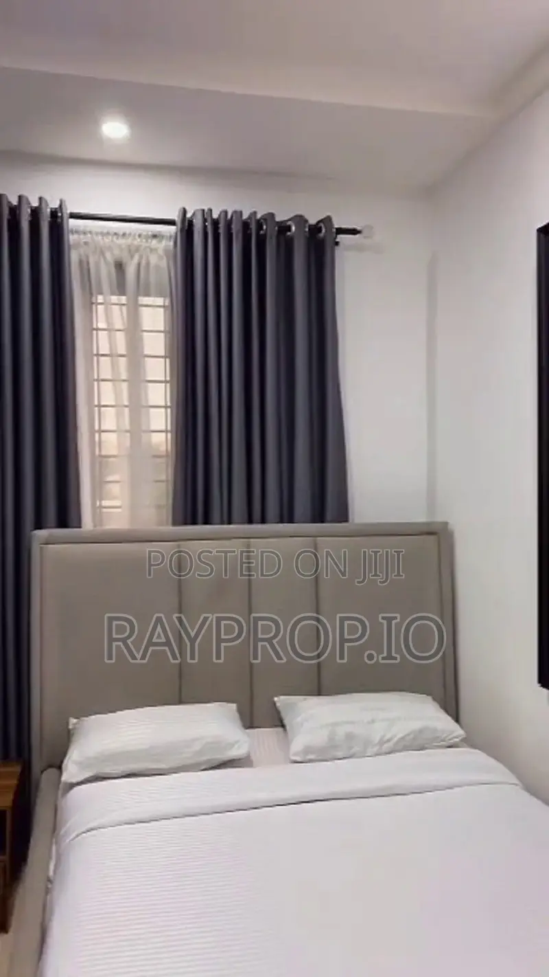 700727wb - 3 Bedroom Shortlet in Ikoyi
