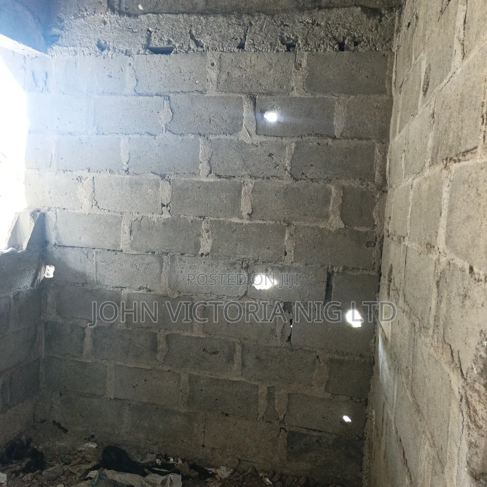5bdrm Block Of Flats In Iledu, Oko Afo For Sale