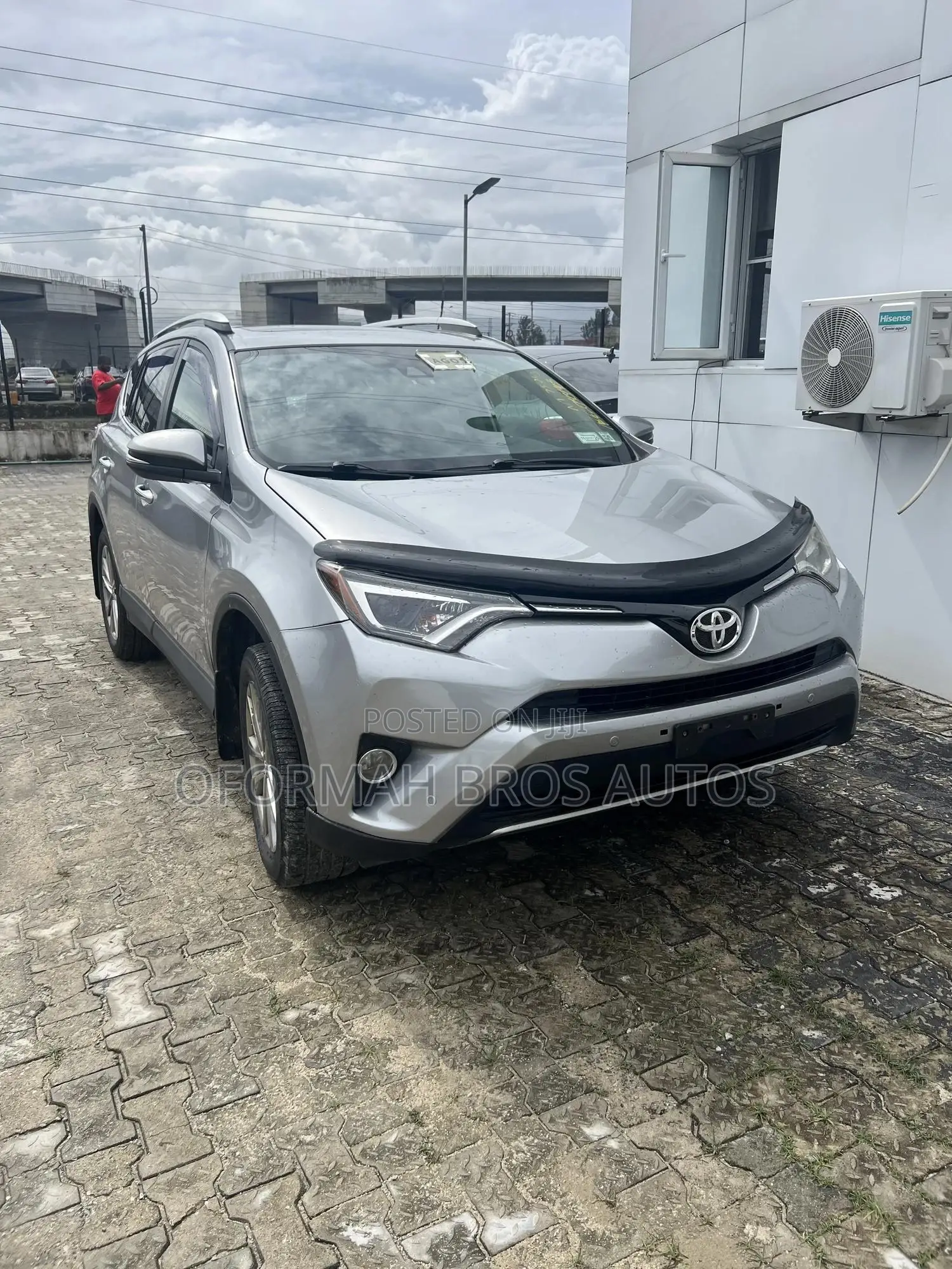 Toyota RAV4 Limited AWD (2.5L 4cyl 6A) 2016 White