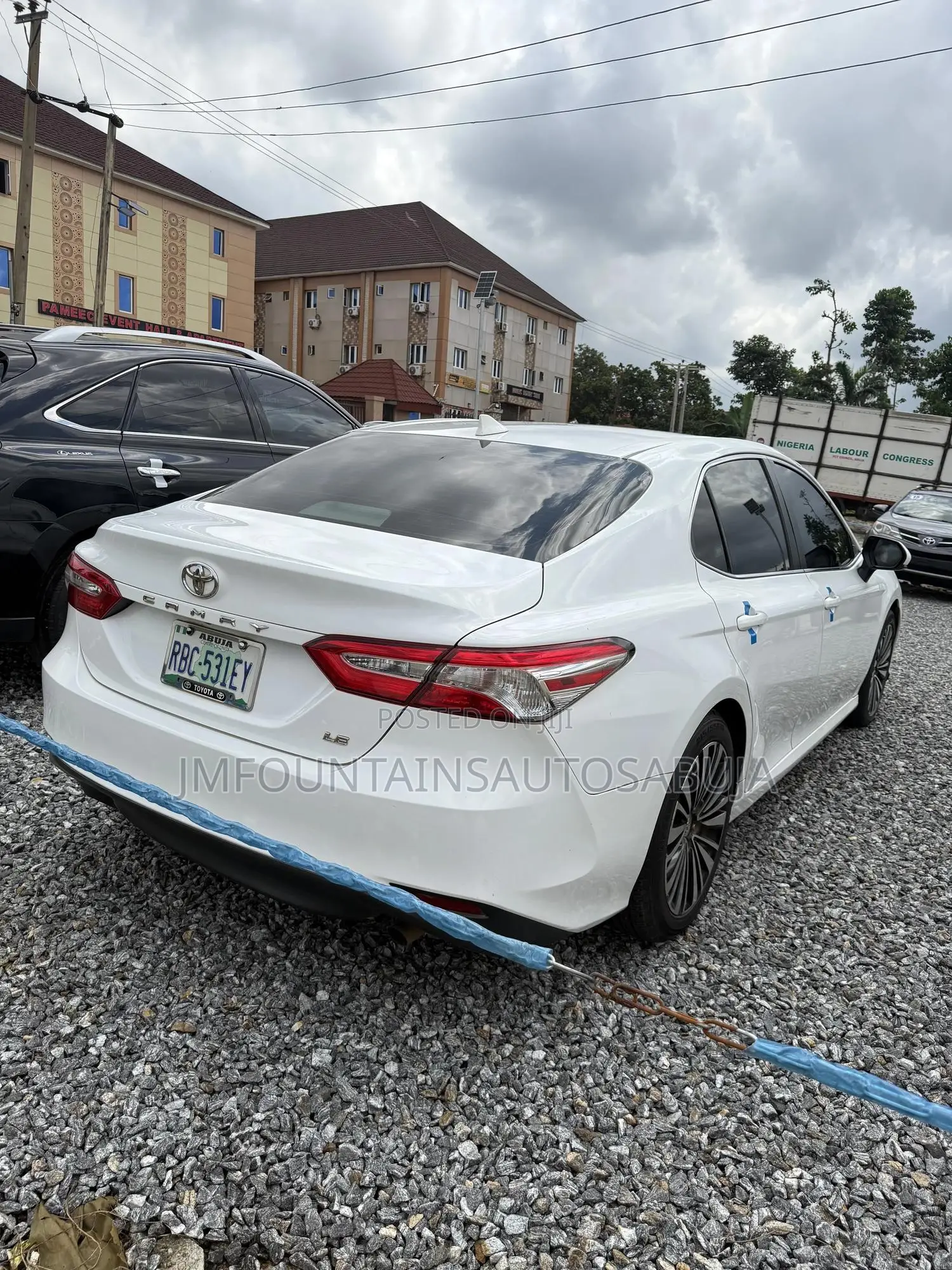 Toyota Camry LE FWD 2020 White